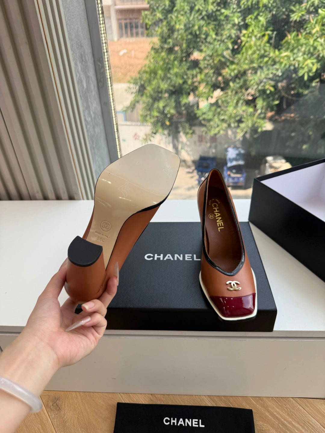 Chanel 2026 Two-Tone Pumps 80mm Leather 197190