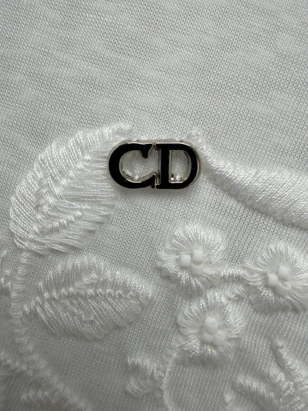 Dior 2026 Floral Embroidery Short-Sleeve T-Shirt White Cotton 392386