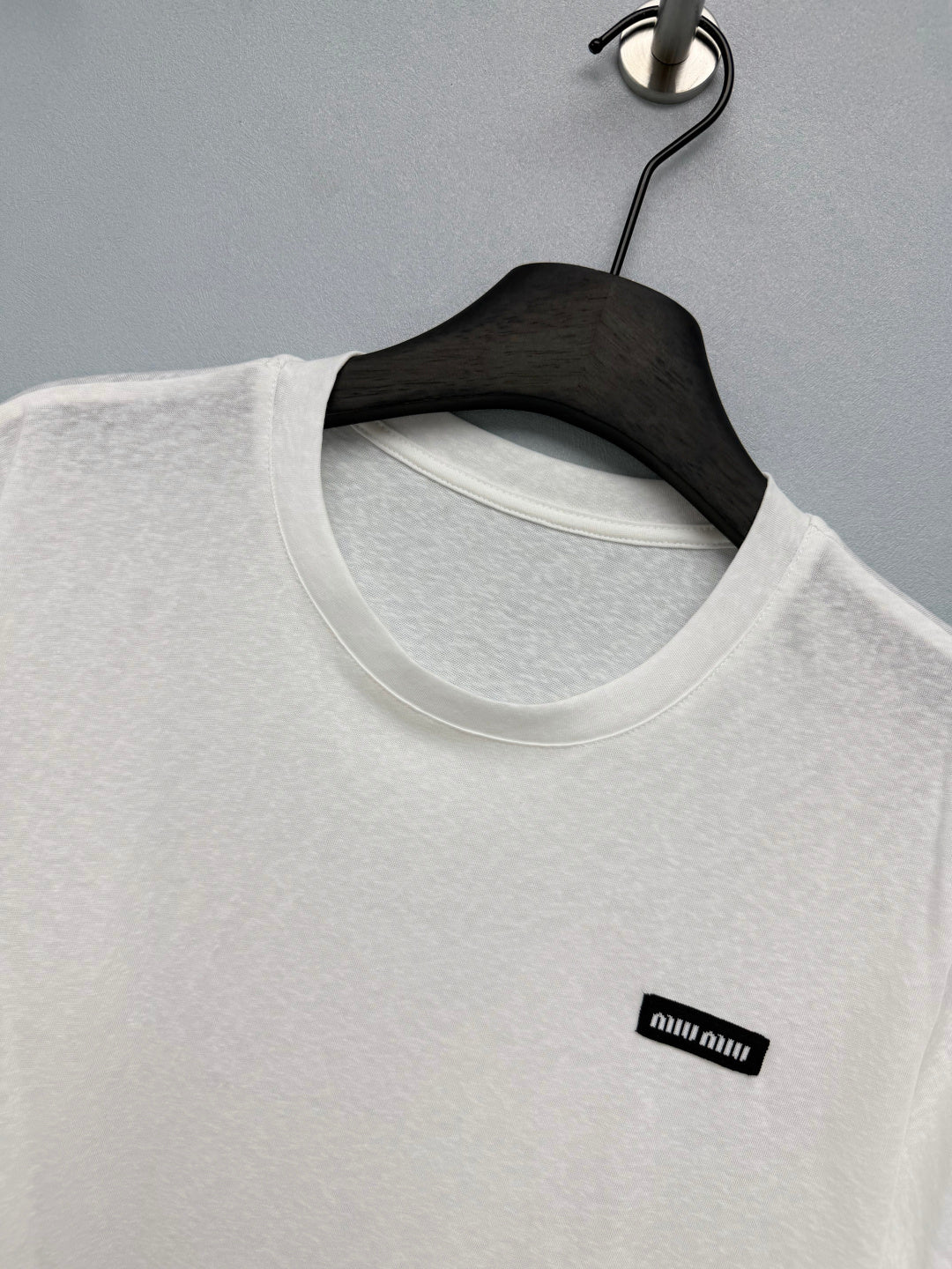 Miumiu 2026 Hollow-Out Embroidered Short-Sleeve T-Shirt White Cotton 392382