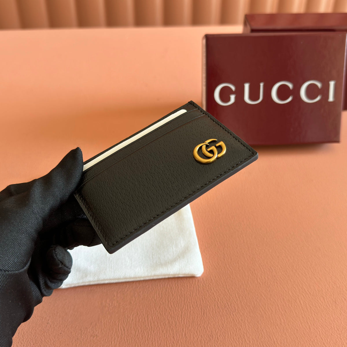 Gucci 2026 GG Marmont Money Clip Cardholder Black Leather 280903