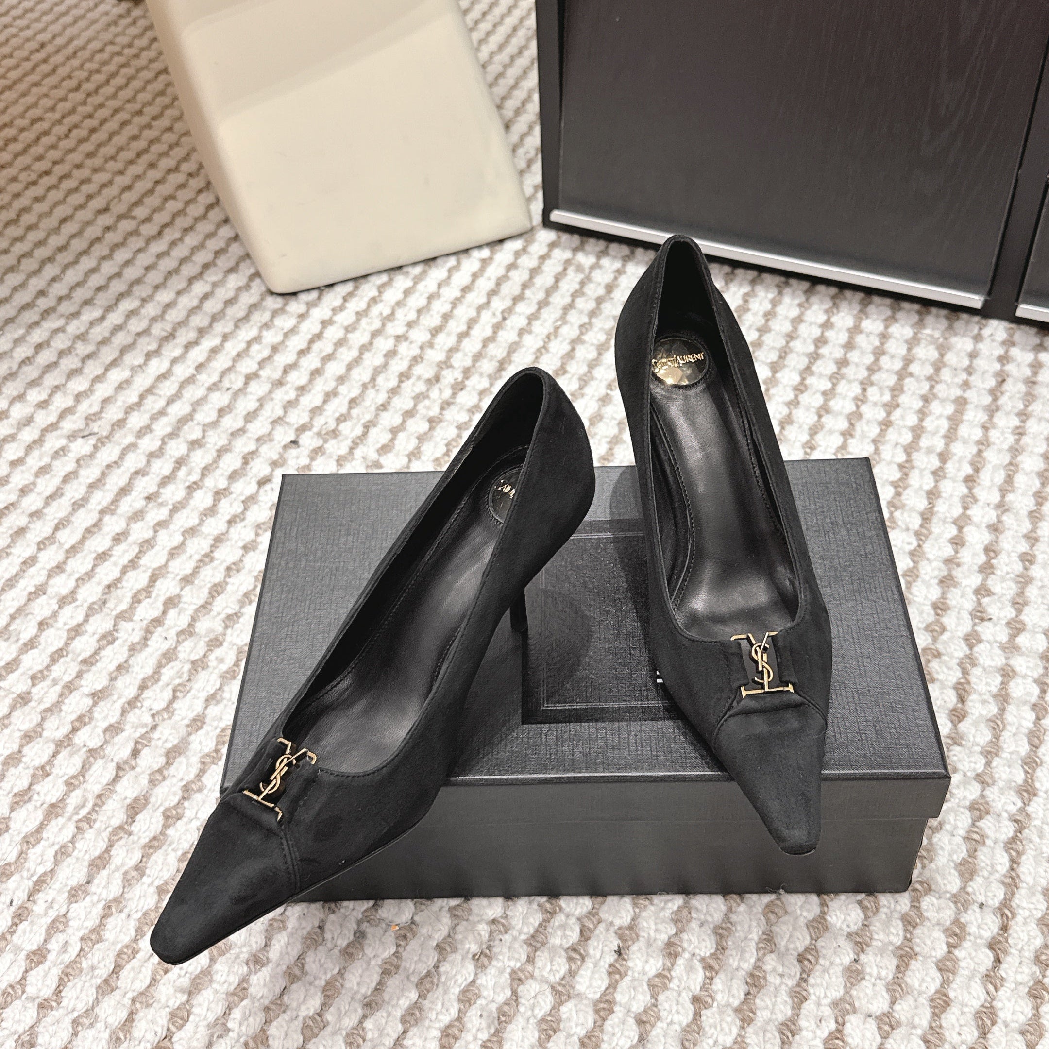 YSL 26ss High Heel Pumps 75 Black Suede 654701