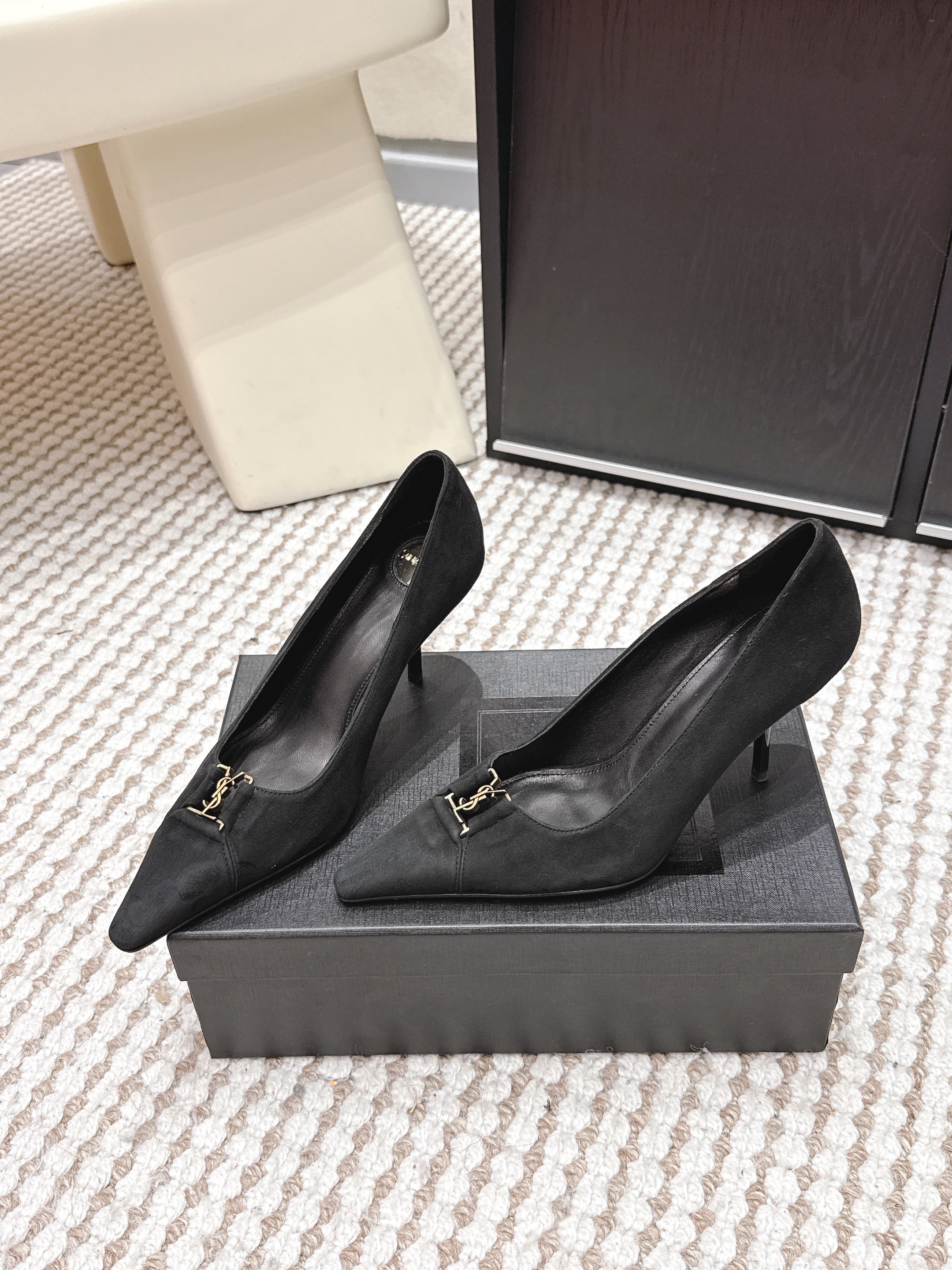 YSL 26ss High Heel Pumps 75 Black Suede 654701