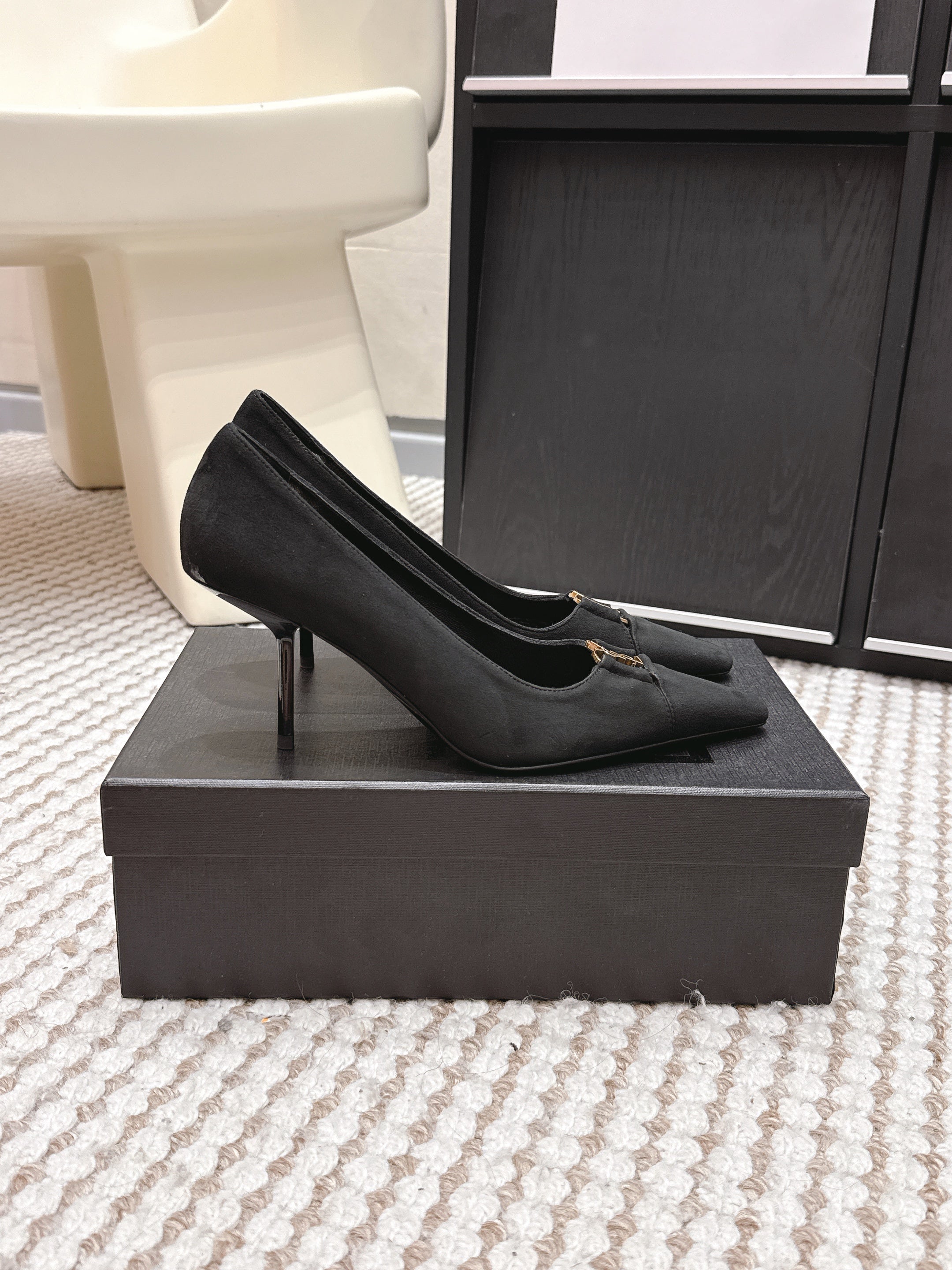 YSL 26ss High Heel Pumps 75 Black Suede 654701