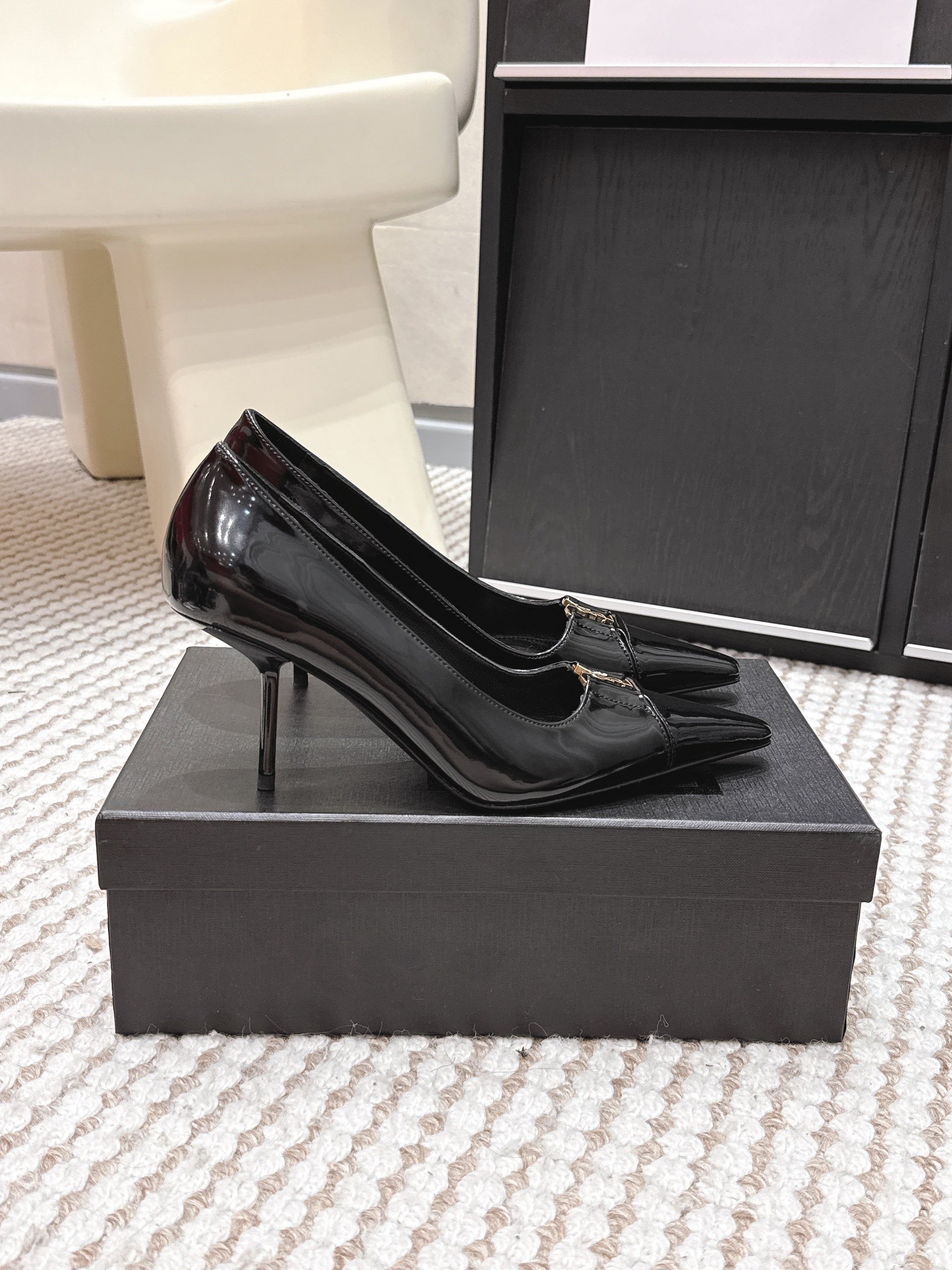 YSL 26ss High Heel Pumps 75 Black Leather 654703