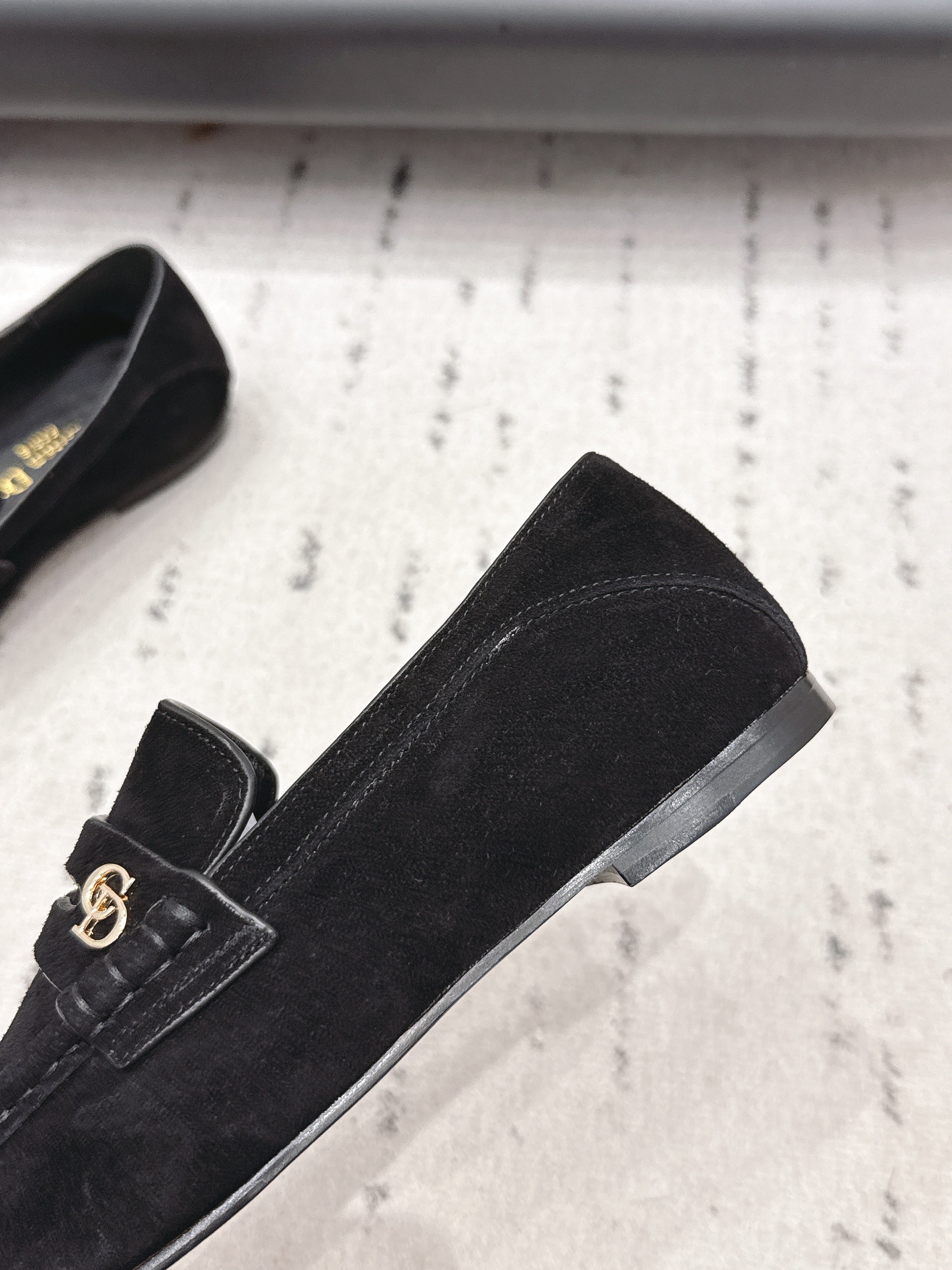CD 26A Loafers Black Suede Leather