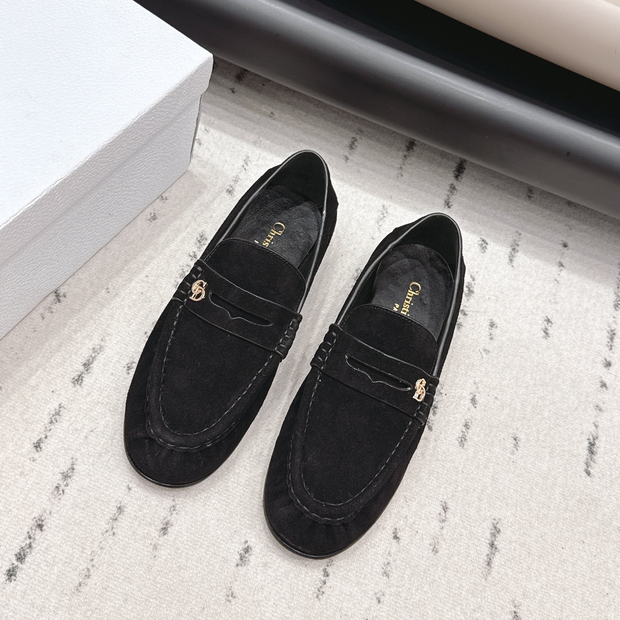 CD 26A Loafers Black Suede Leather