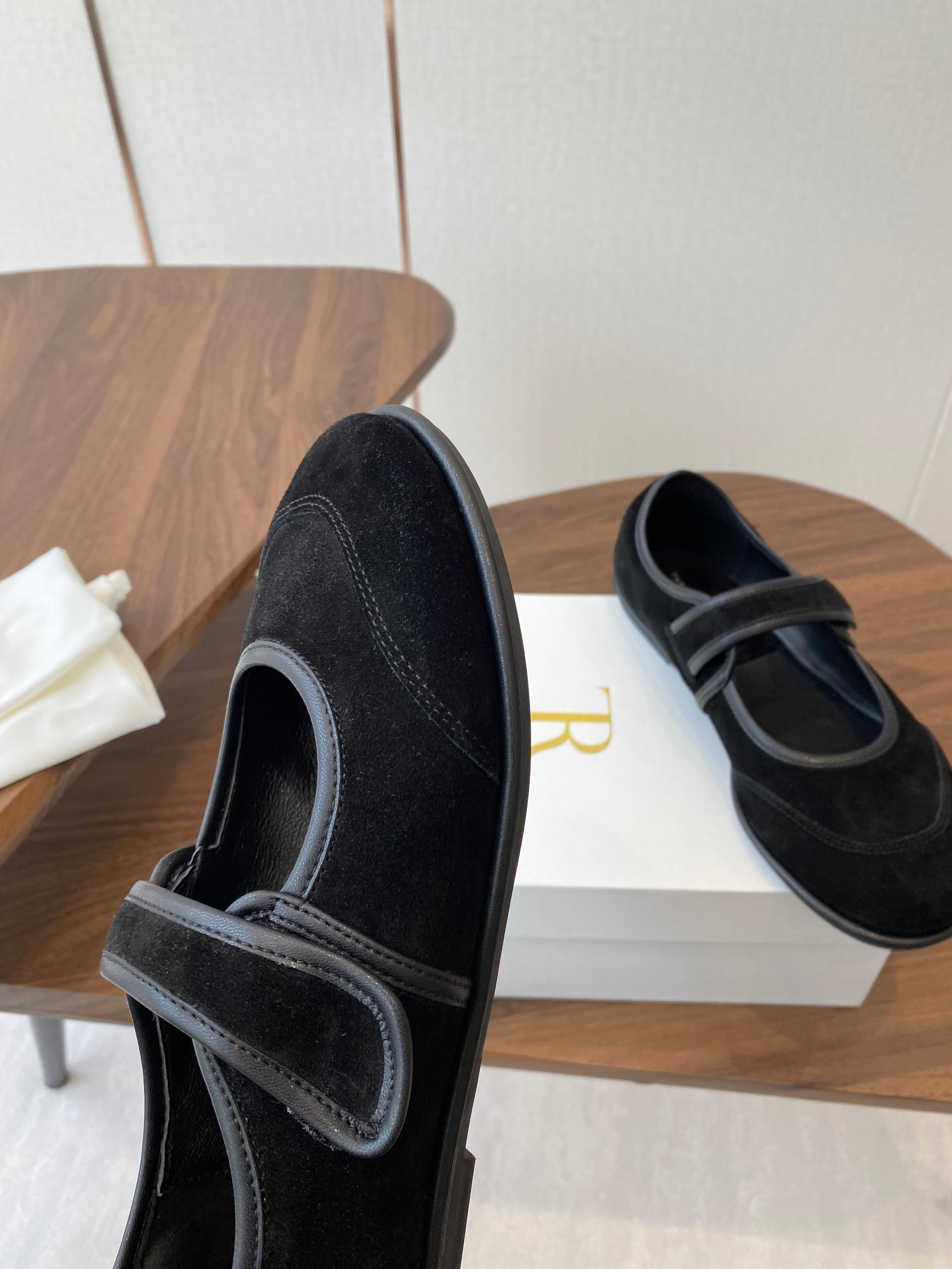 HM  25s Velcro Mary Jane Black Suede