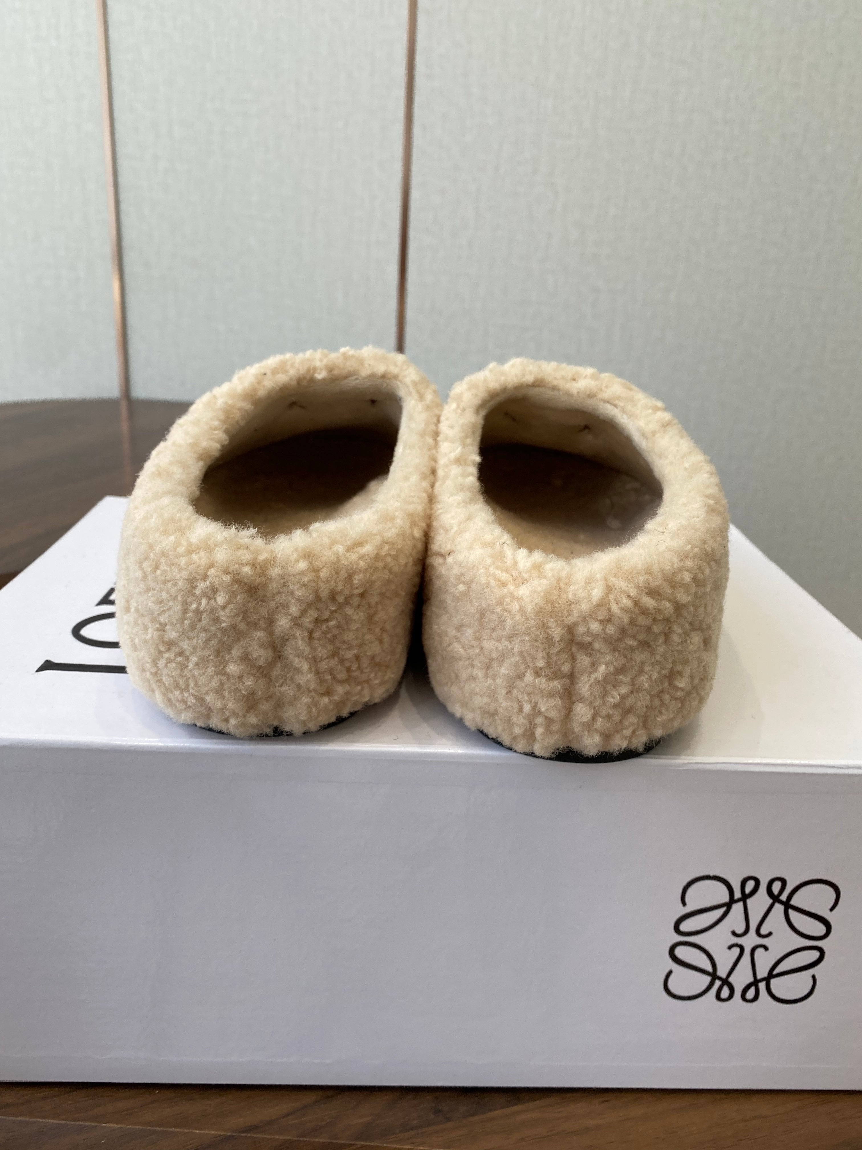 Loewe Birkenstock slippers beige wool 477791