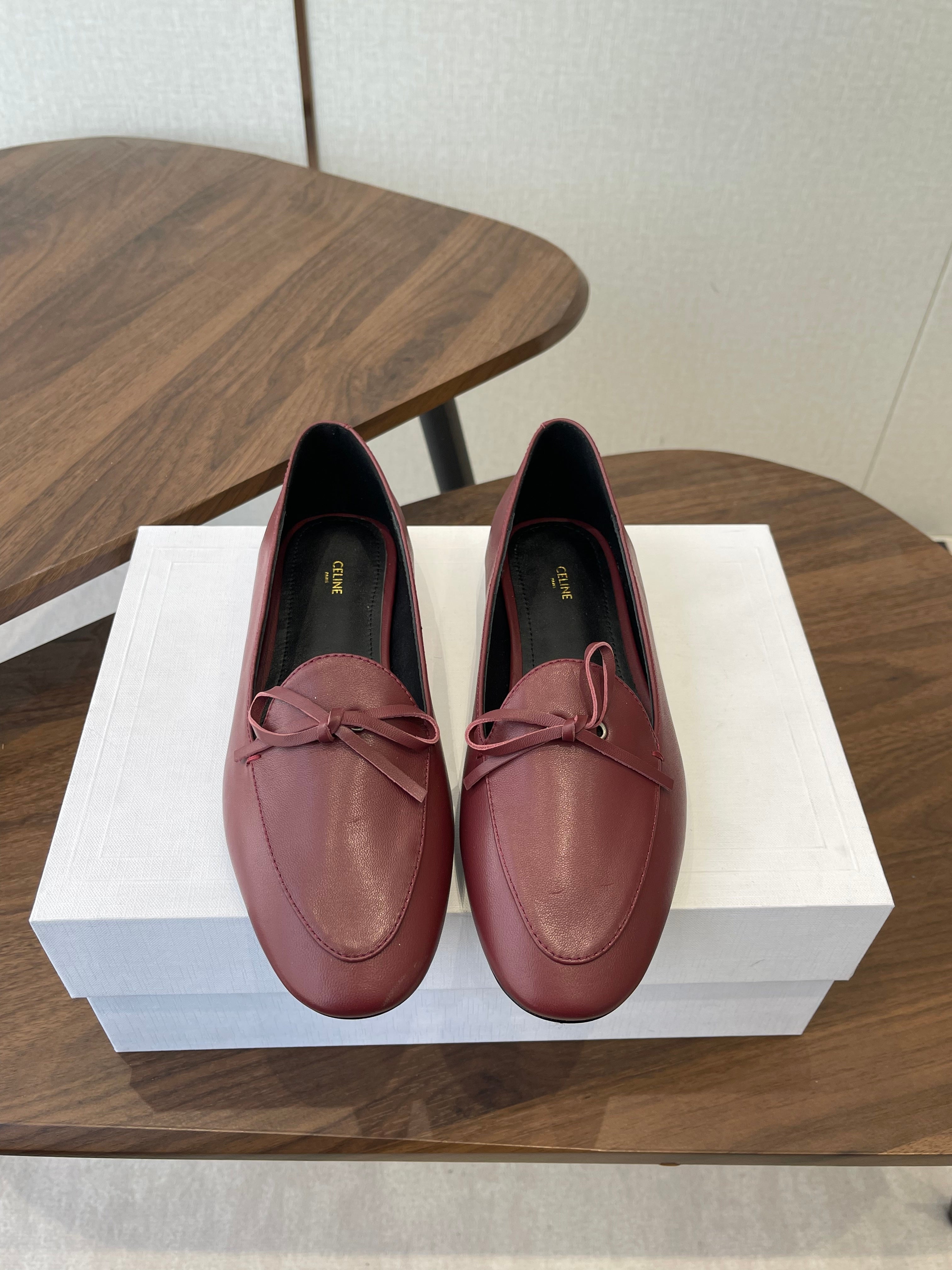 Celine 26 Loafers Burgundy Sheepskin 624691