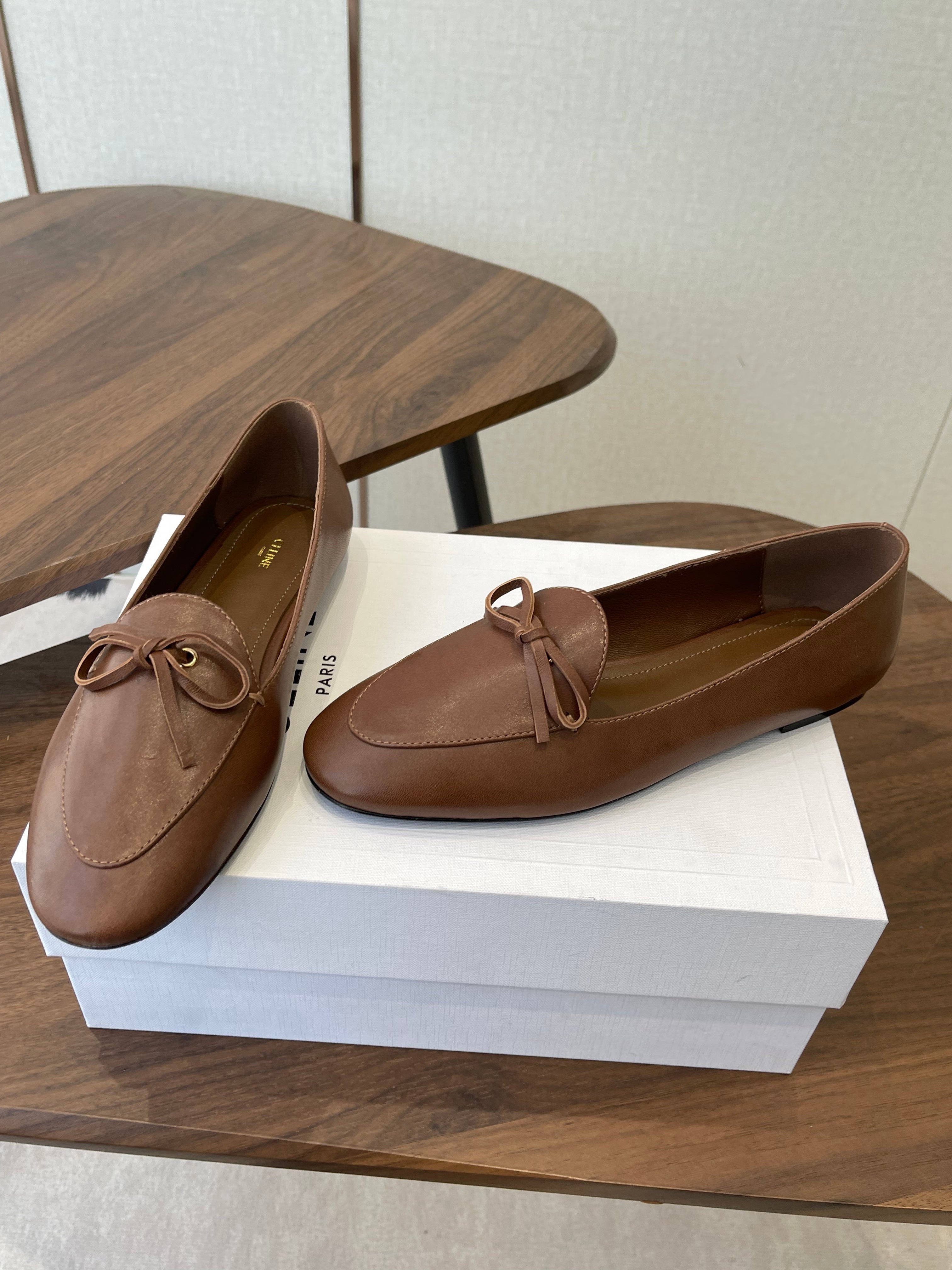 Celine 26 Loafers Brown Sheepskin 624694