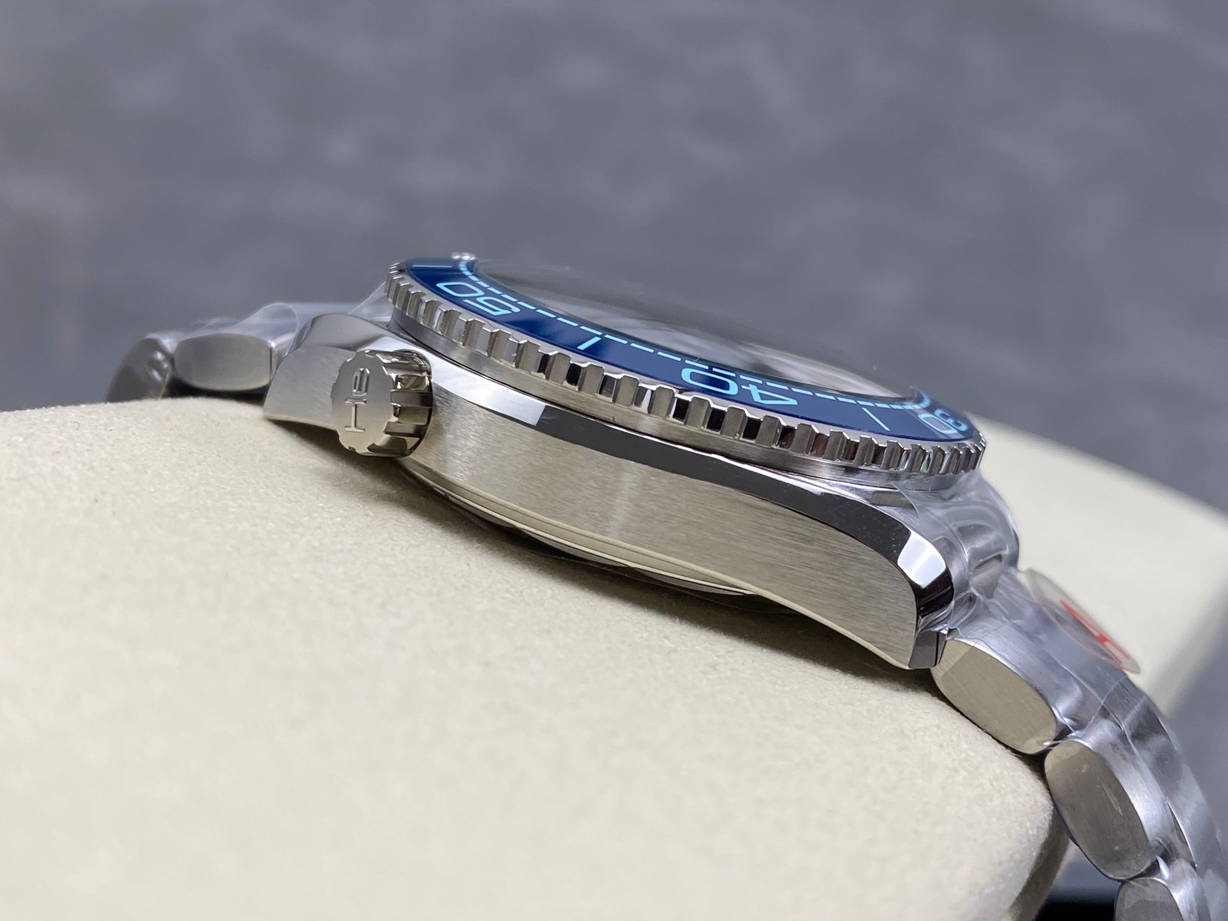 Omega Seamaster Planet Ocean 39.5mm Steel Case Blue Dial
