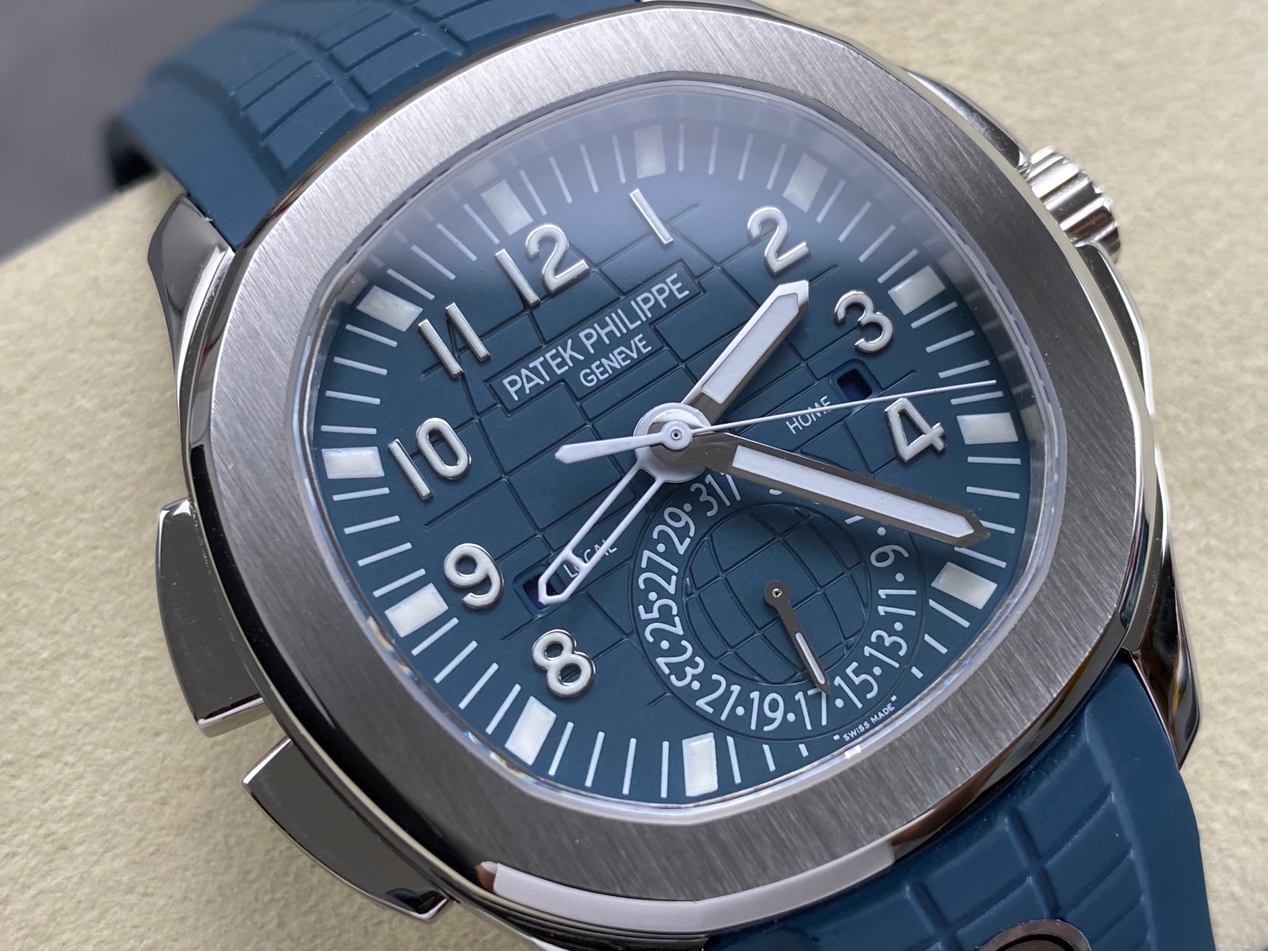Patek Philippe Aquanaut Travel Time 40mm Blue Dial Steel Case