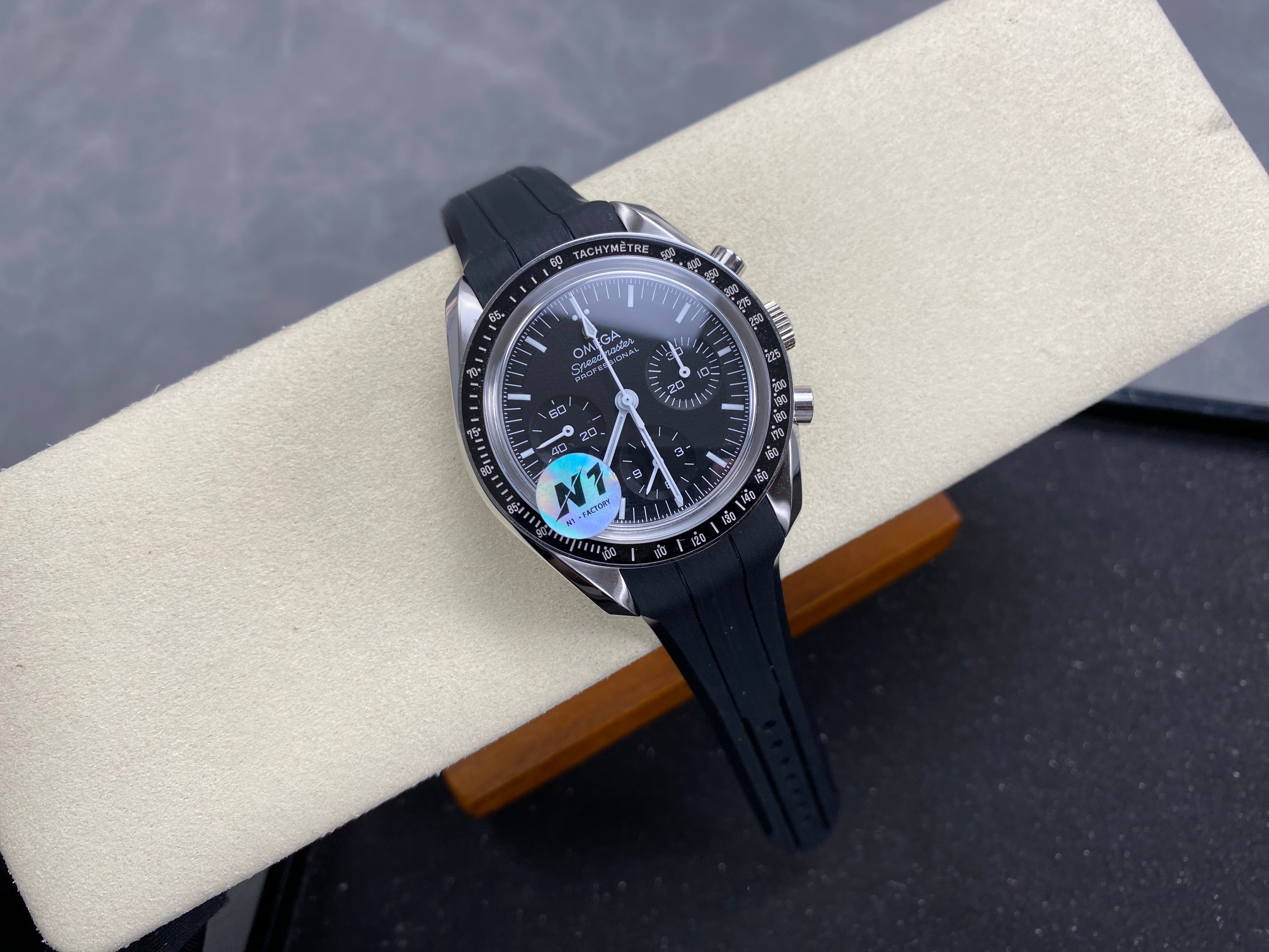 Omega Speedmaster Professional Moonwatch 42mm Black Dial Black Rubber Strap