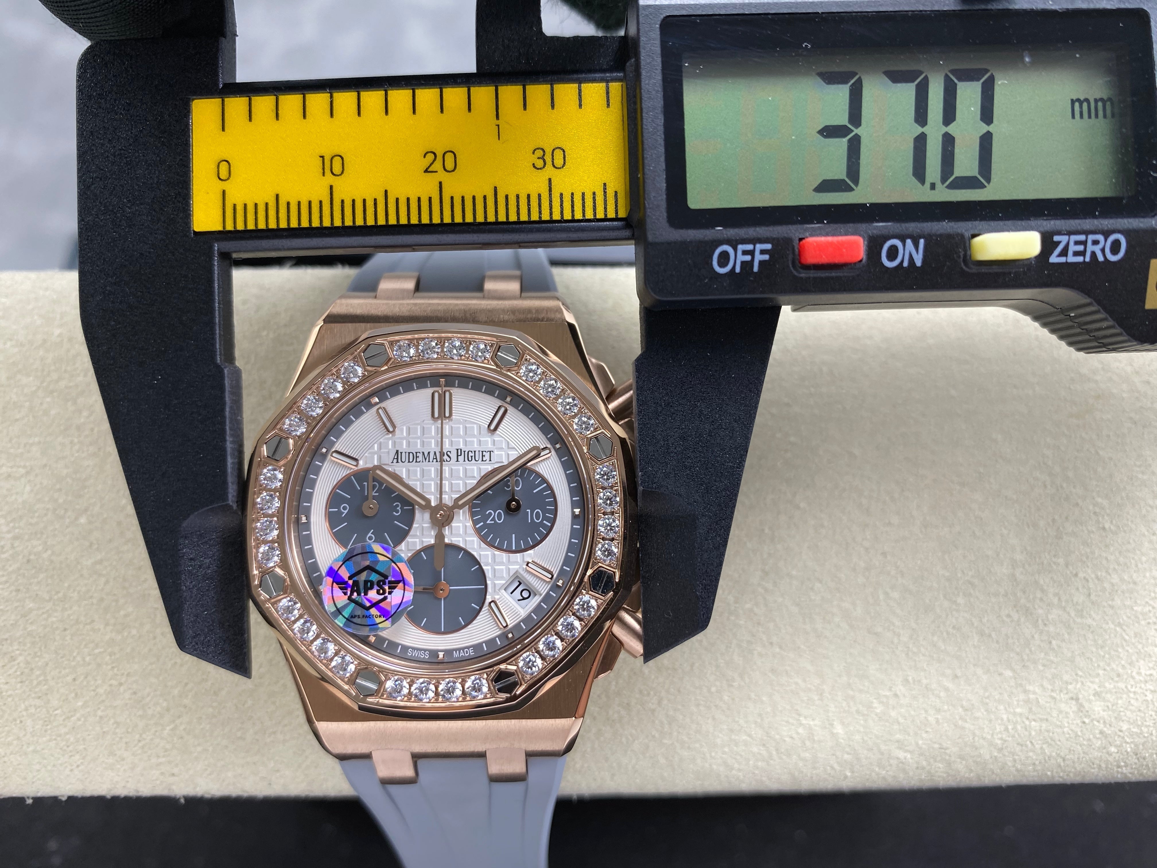 Audemars Piguet Royal Oak Chronograph 37mm Rose Gold White Grey Dial