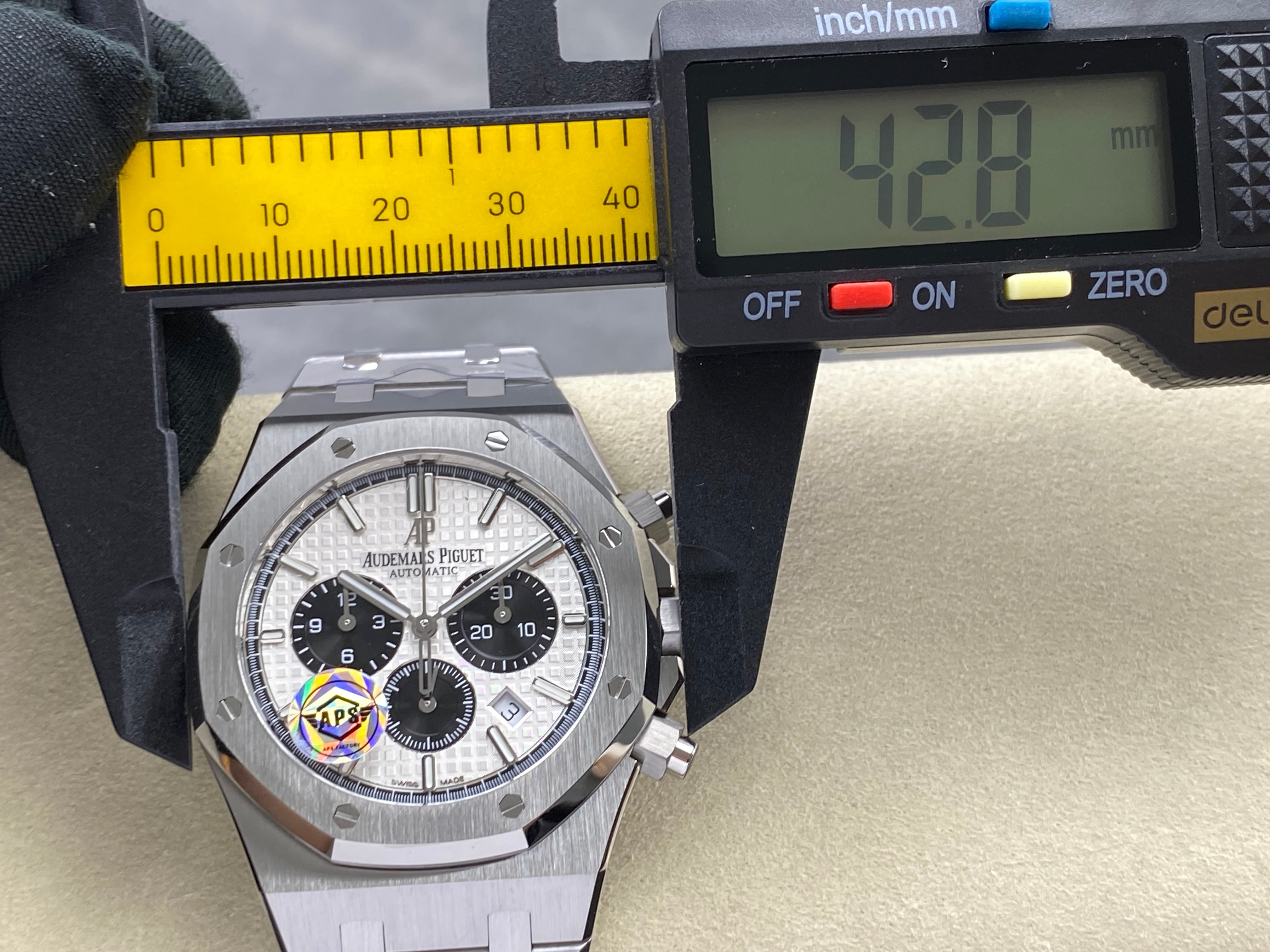 Audemars Piguet Royal Oak Chronograph 41mm Stainless Steel Black White Dial
