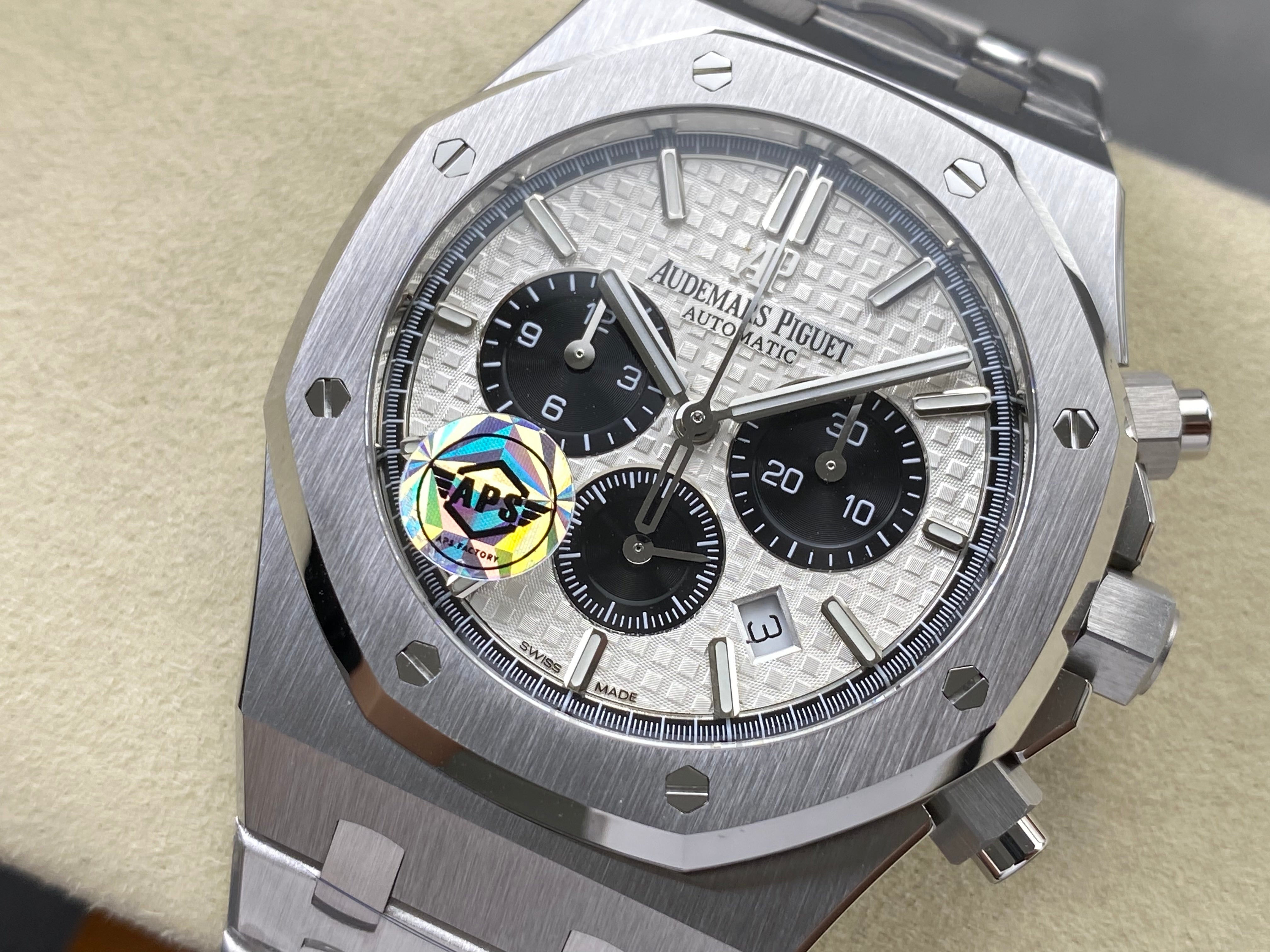 Audemars Piguet Royal Oak Chronograph 41mm Stainless Steel Black White Dial