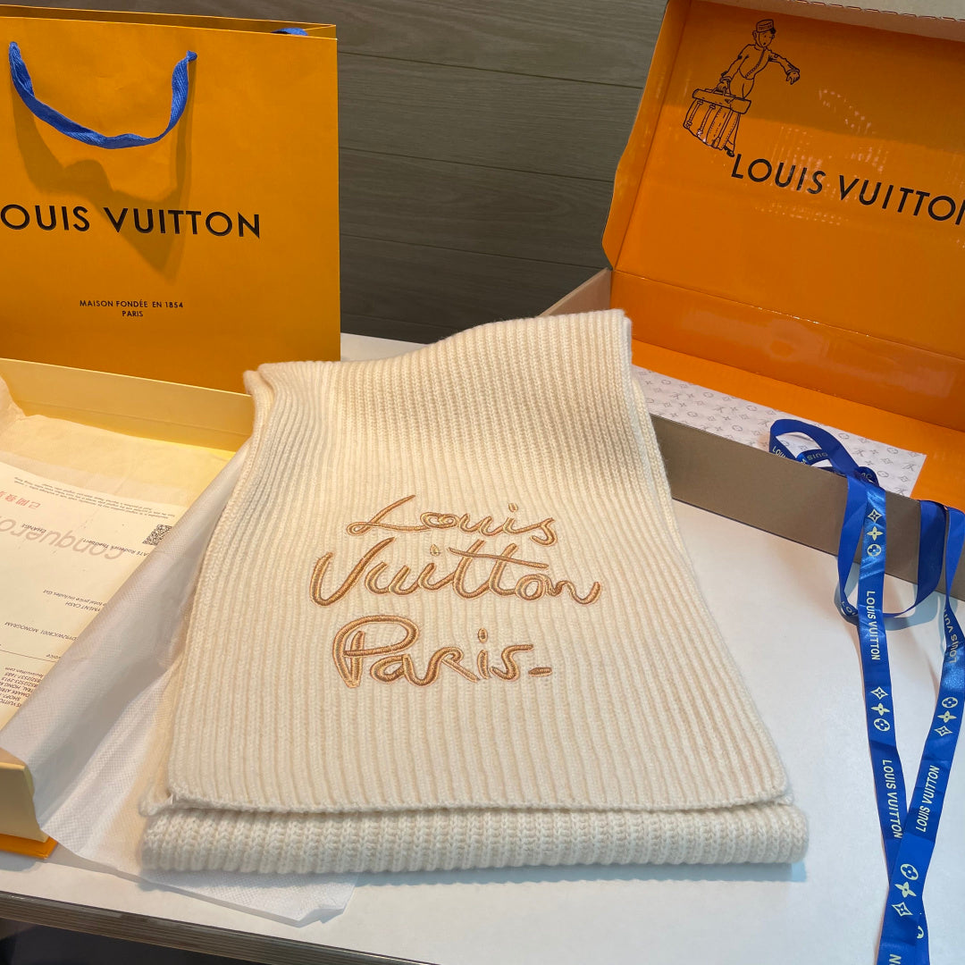 LV Exclusive  Scarf 180cm White Wool 978802