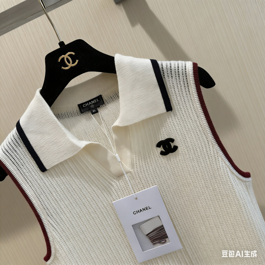 Chanel 2026 Cream Sleeveless Knit Polo Vest Acrylic 230239