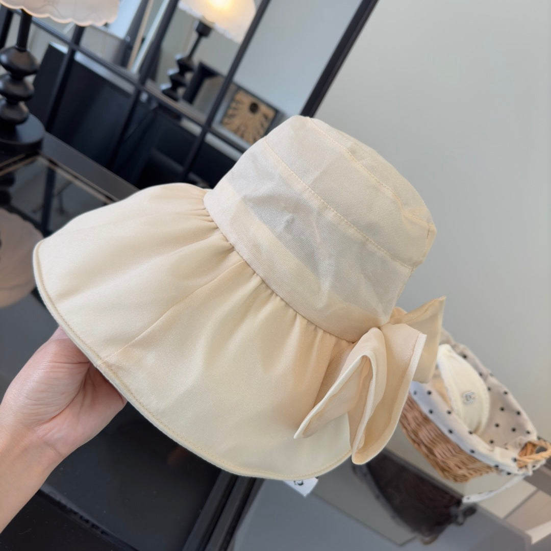 Valentino Bow-tie Bucket Hat 196097