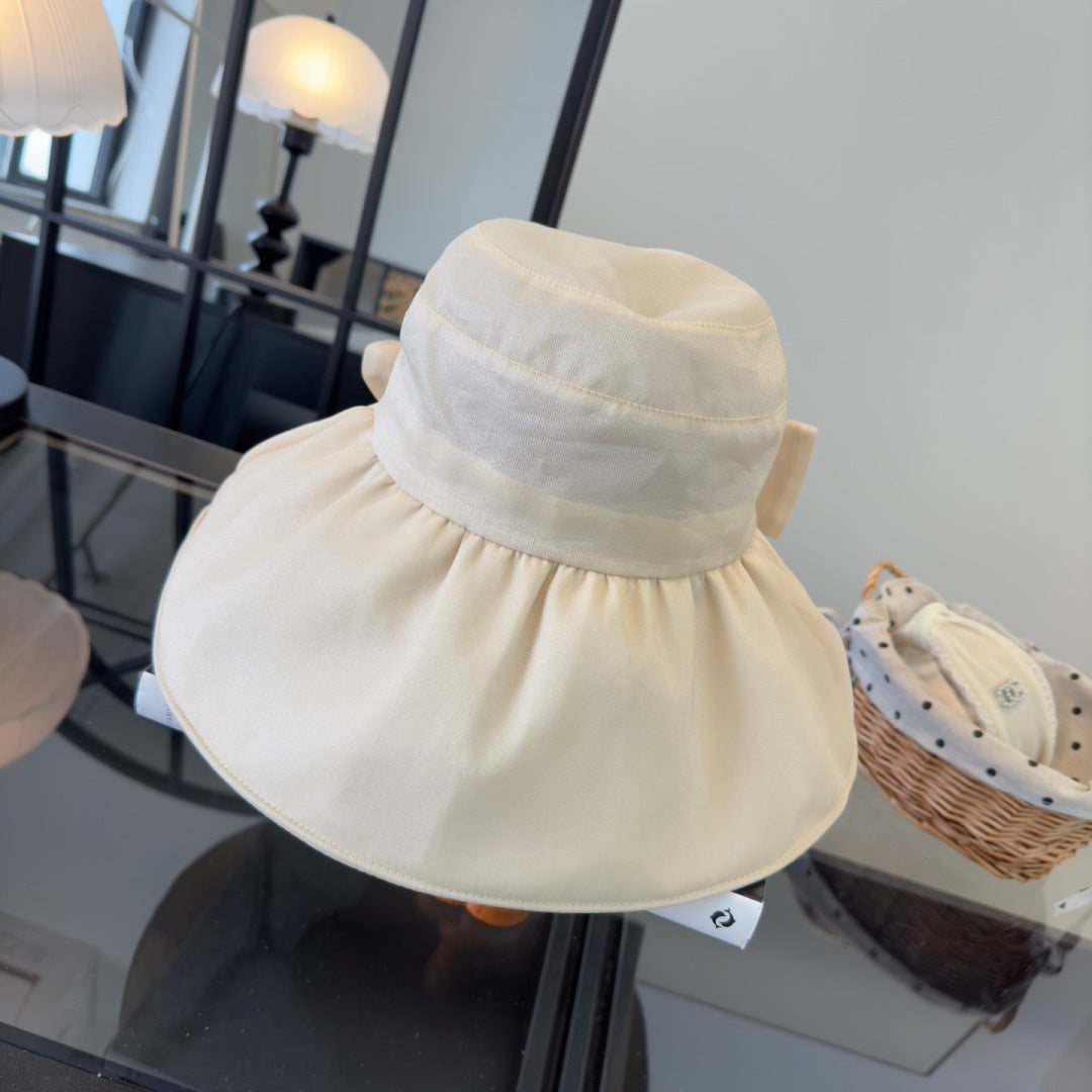 Valentino Bow-tie Bucket Hat 196097