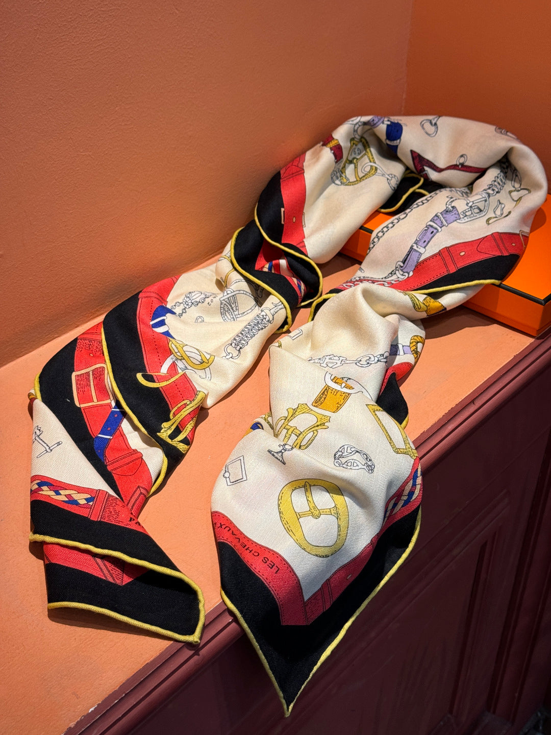 HM 25s Horse Reversible Scarf 140cm Beige Black Red Cashmere Silk 967395