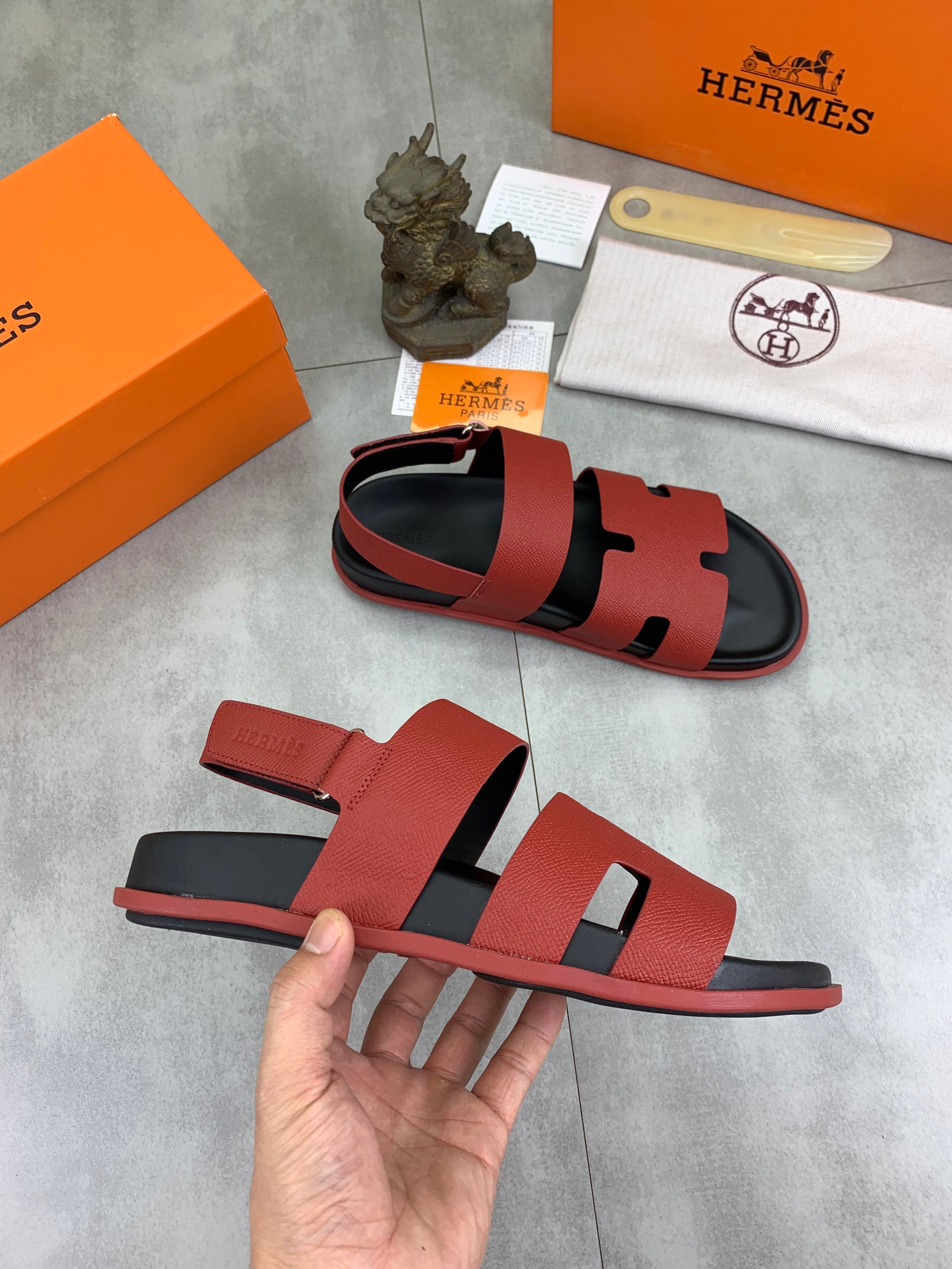 HM Men's Chypre Sandals Red Calfskin 645501