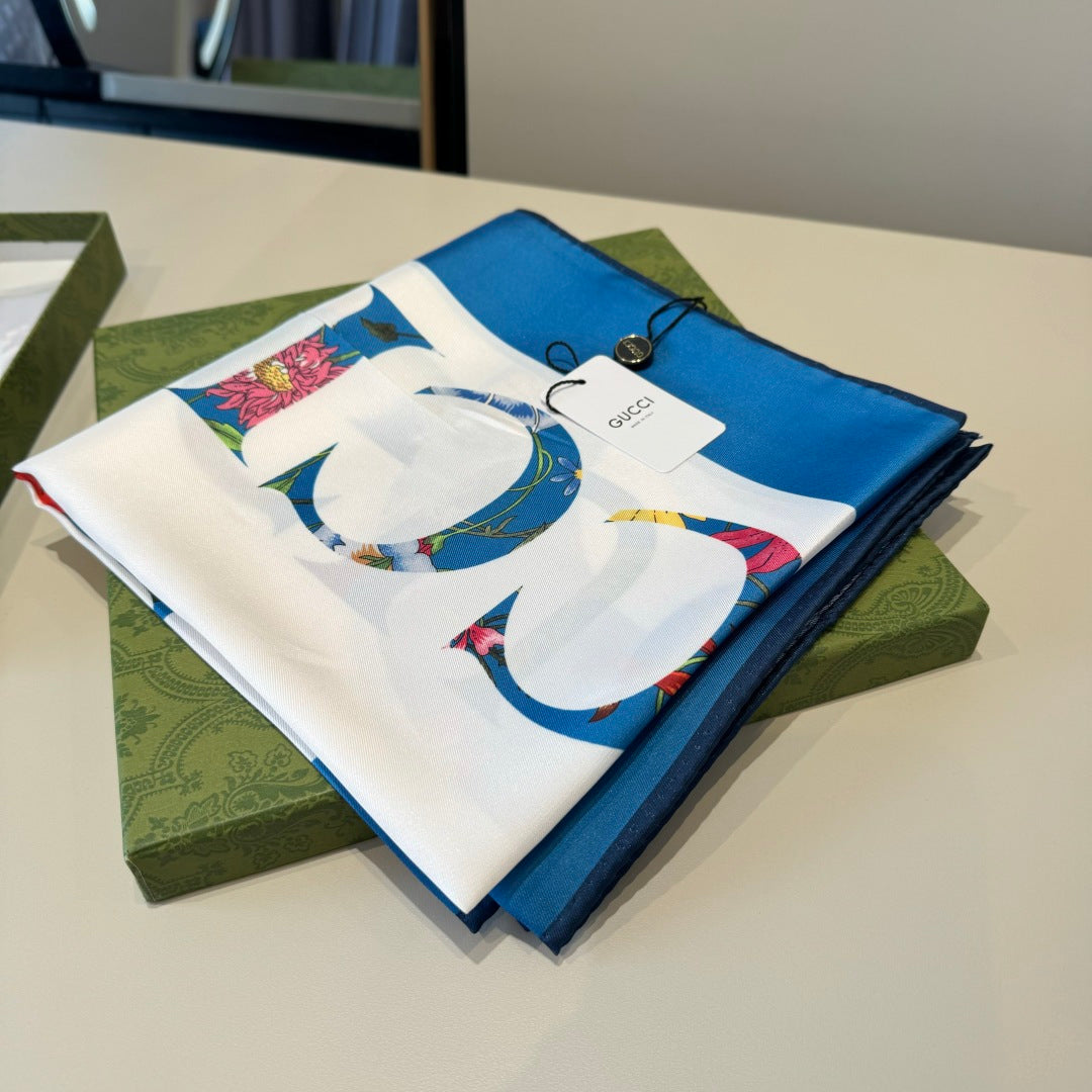 GG Signature Floral Scarf 90CM  White Blue Twill Silk 280695