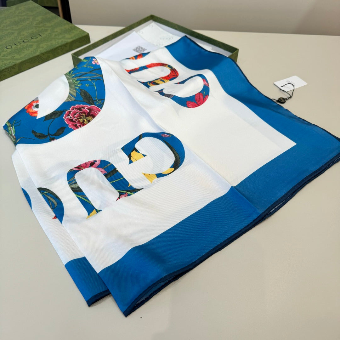 GG Signature Floral Scarf 90CM  White Blue Twill Silk 280695