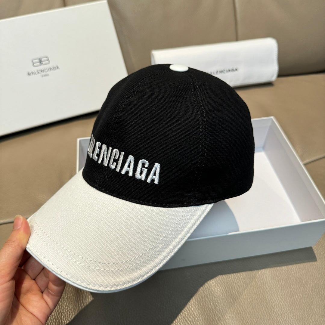 Balenciaga Baseball Cap Black White Cotton 323703