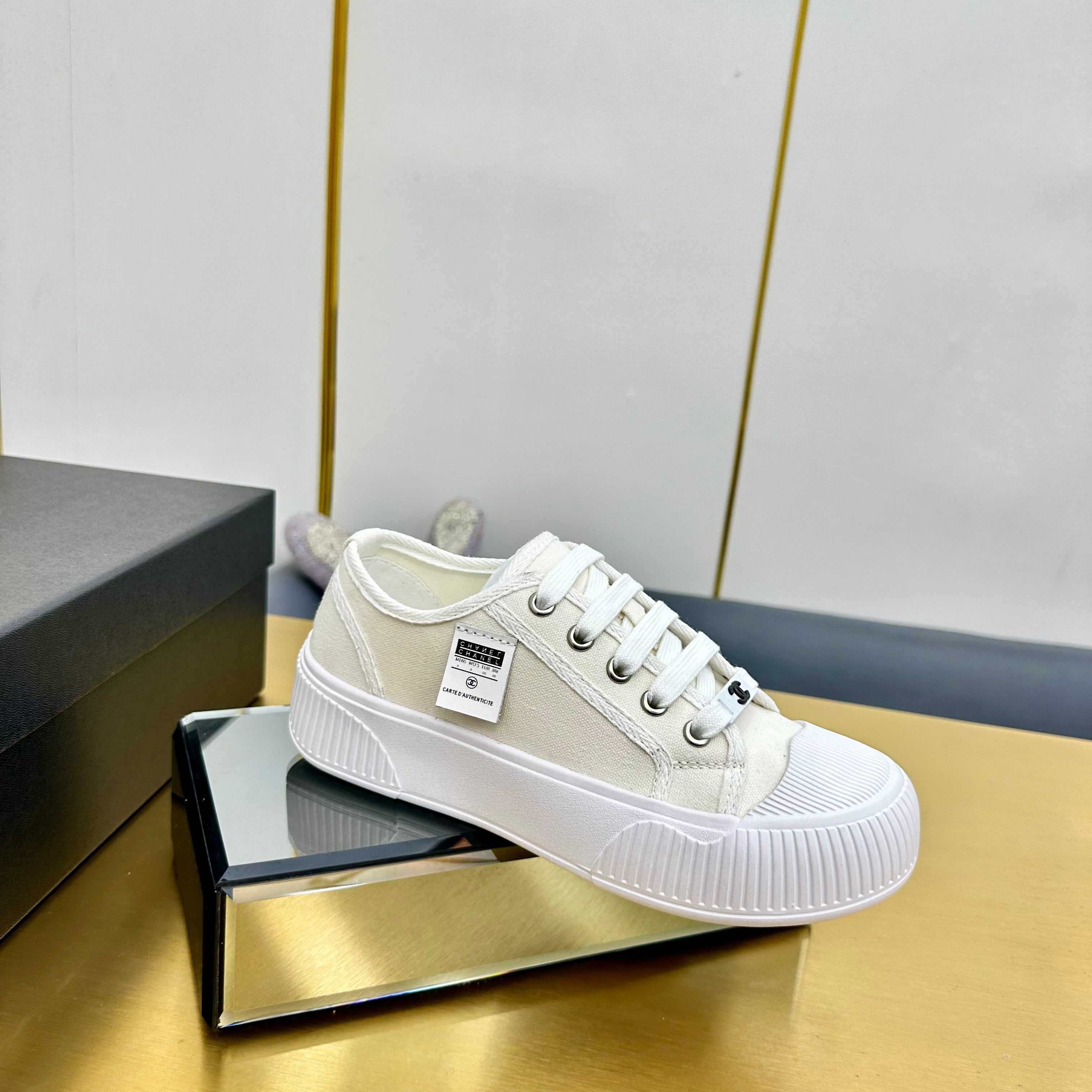 Chanel 2026 Casual Sneakers Waterproof Fabric Sheepskin 832622