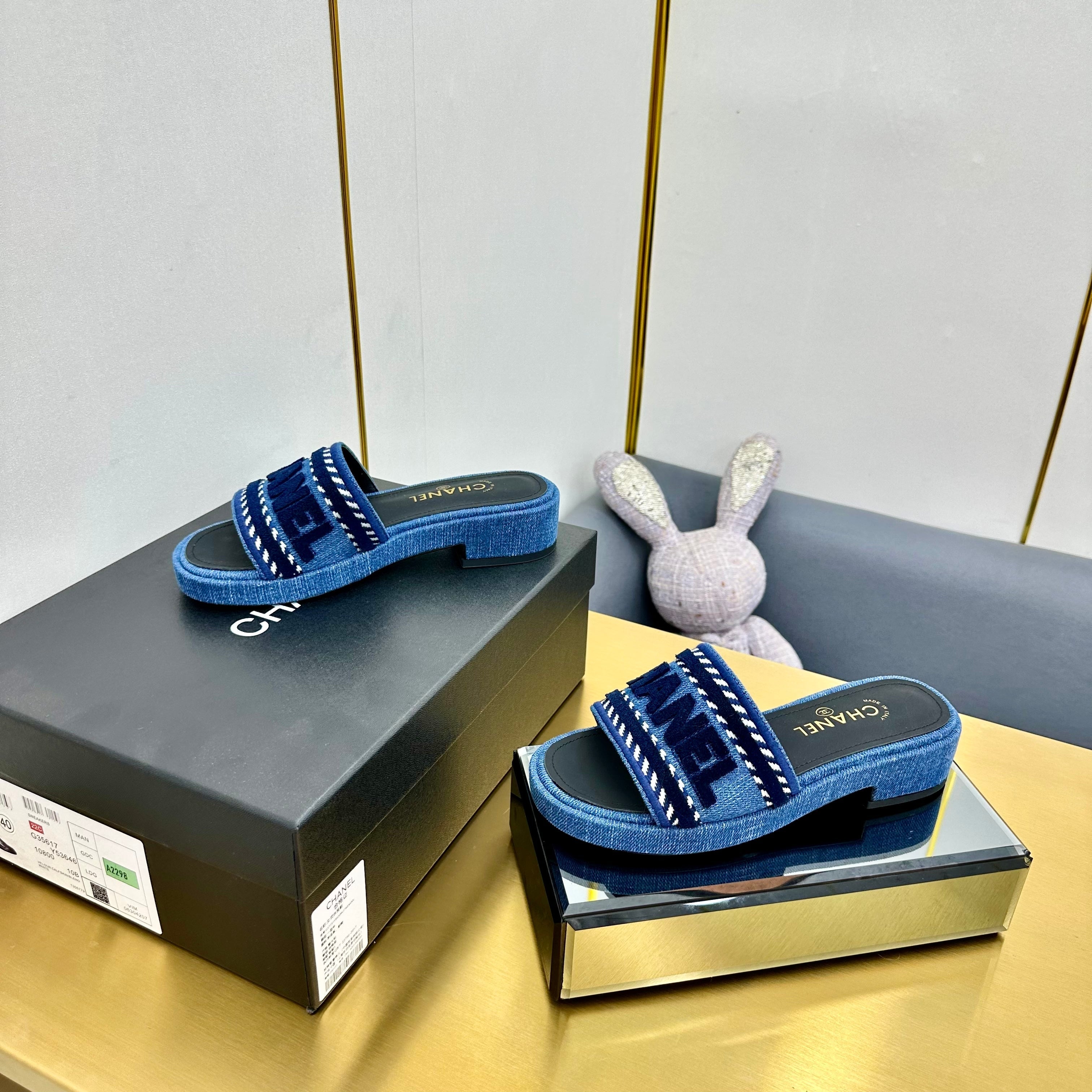 CC25 Denim Slippers Blue Sheepskin 297656