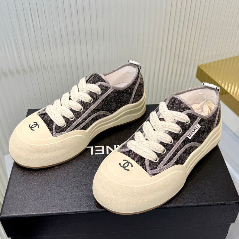 Chanel 2026 Sneaker Black White Denim 928233