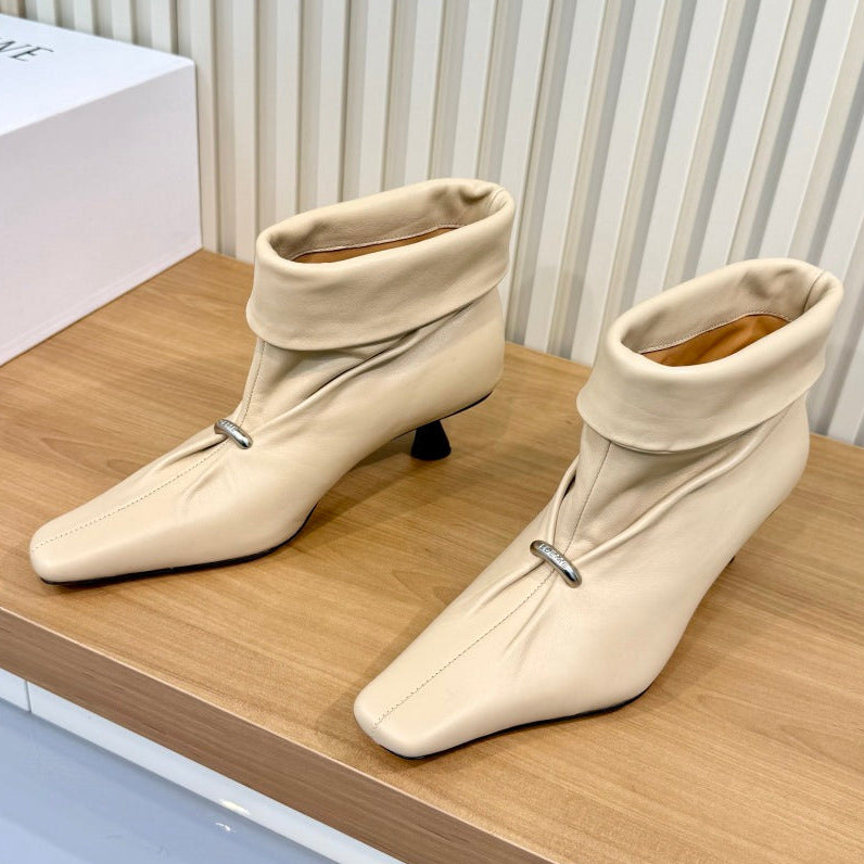 Loewe 2026 Pointed Toe Ankle Boots Leather 147542