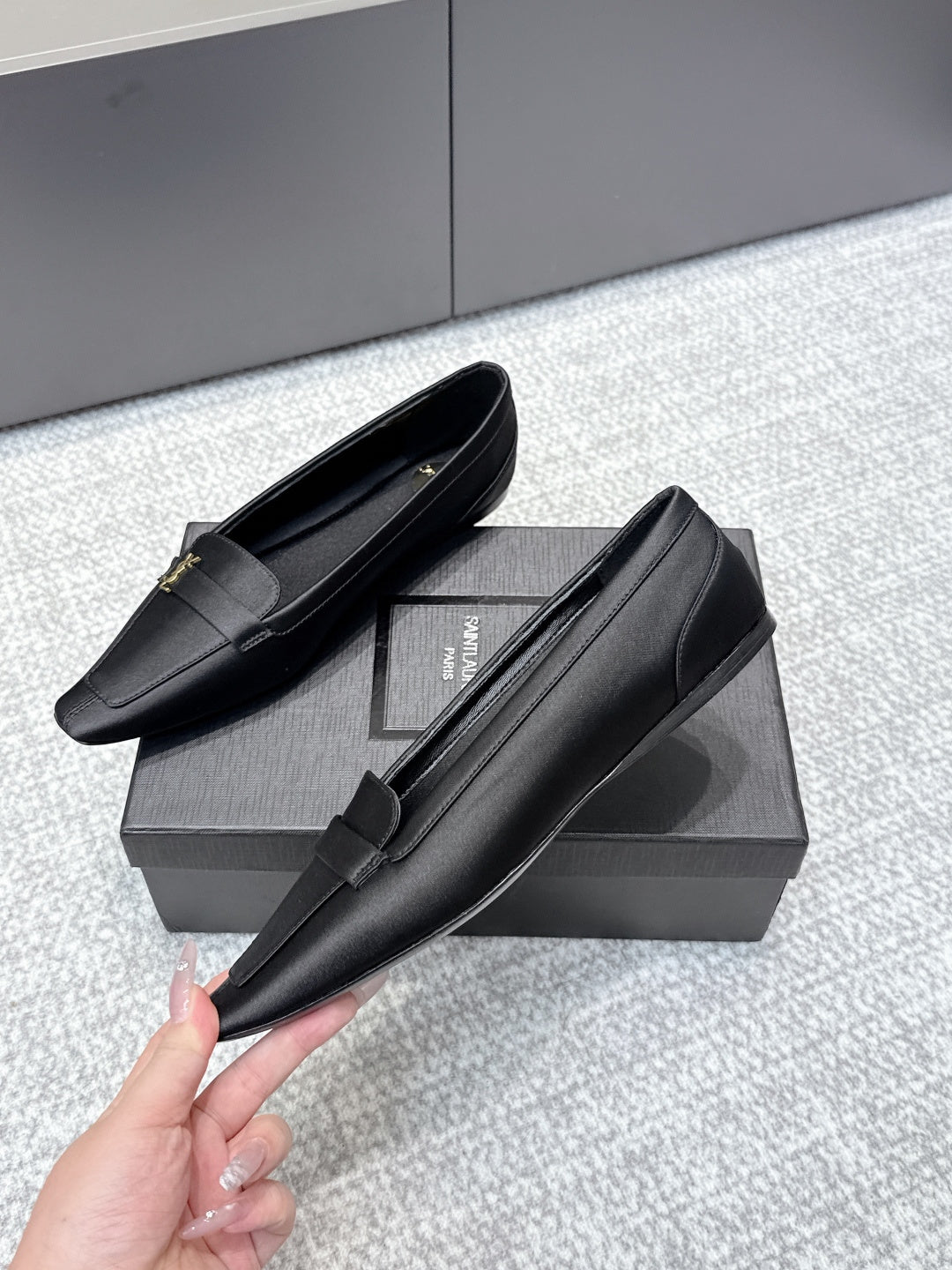 YSL 26ss Square Toe Loafers Taupe Satin Leather