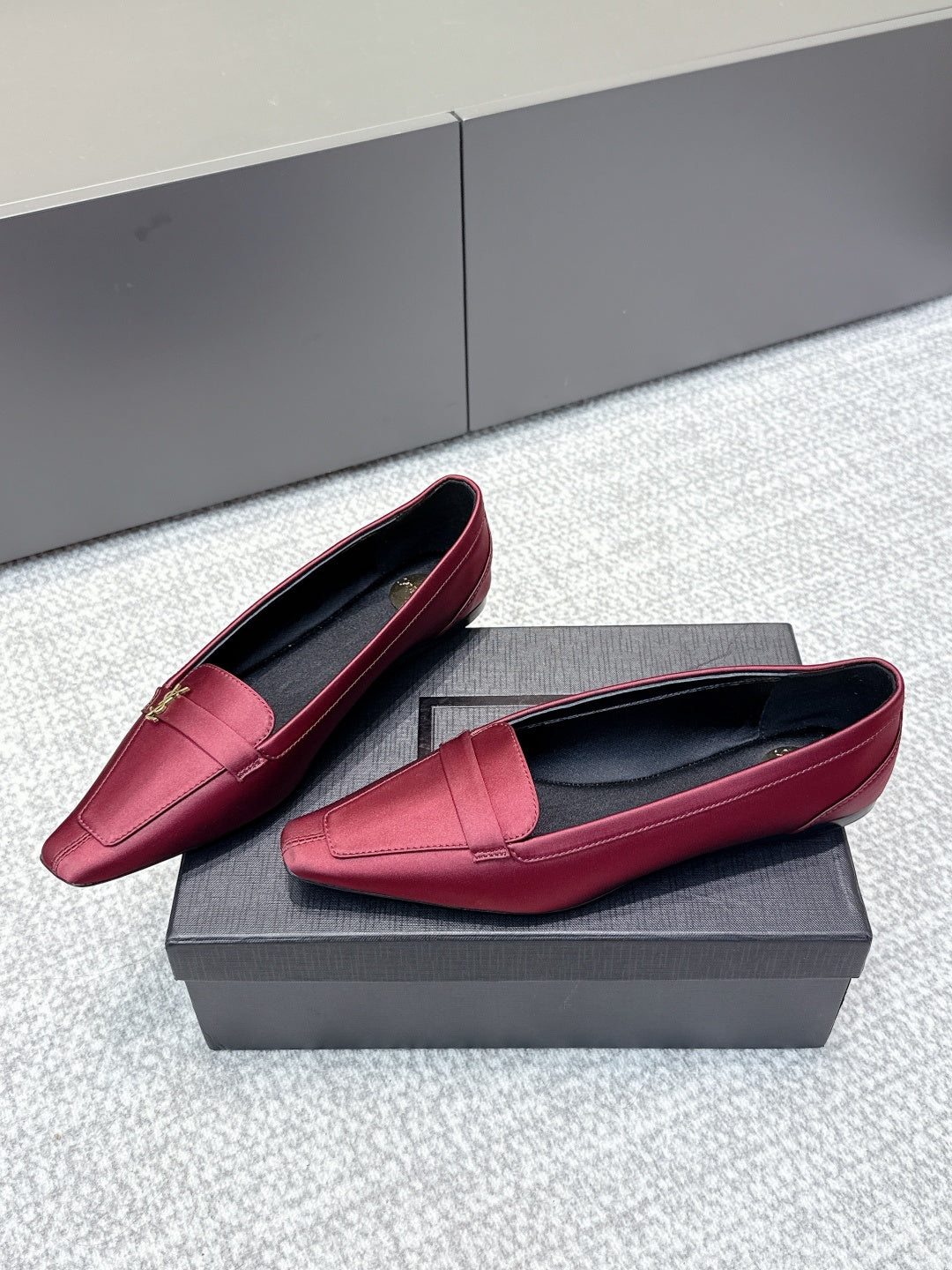 YSL 26ss Square Toe Loafers Taupe Satin Leather