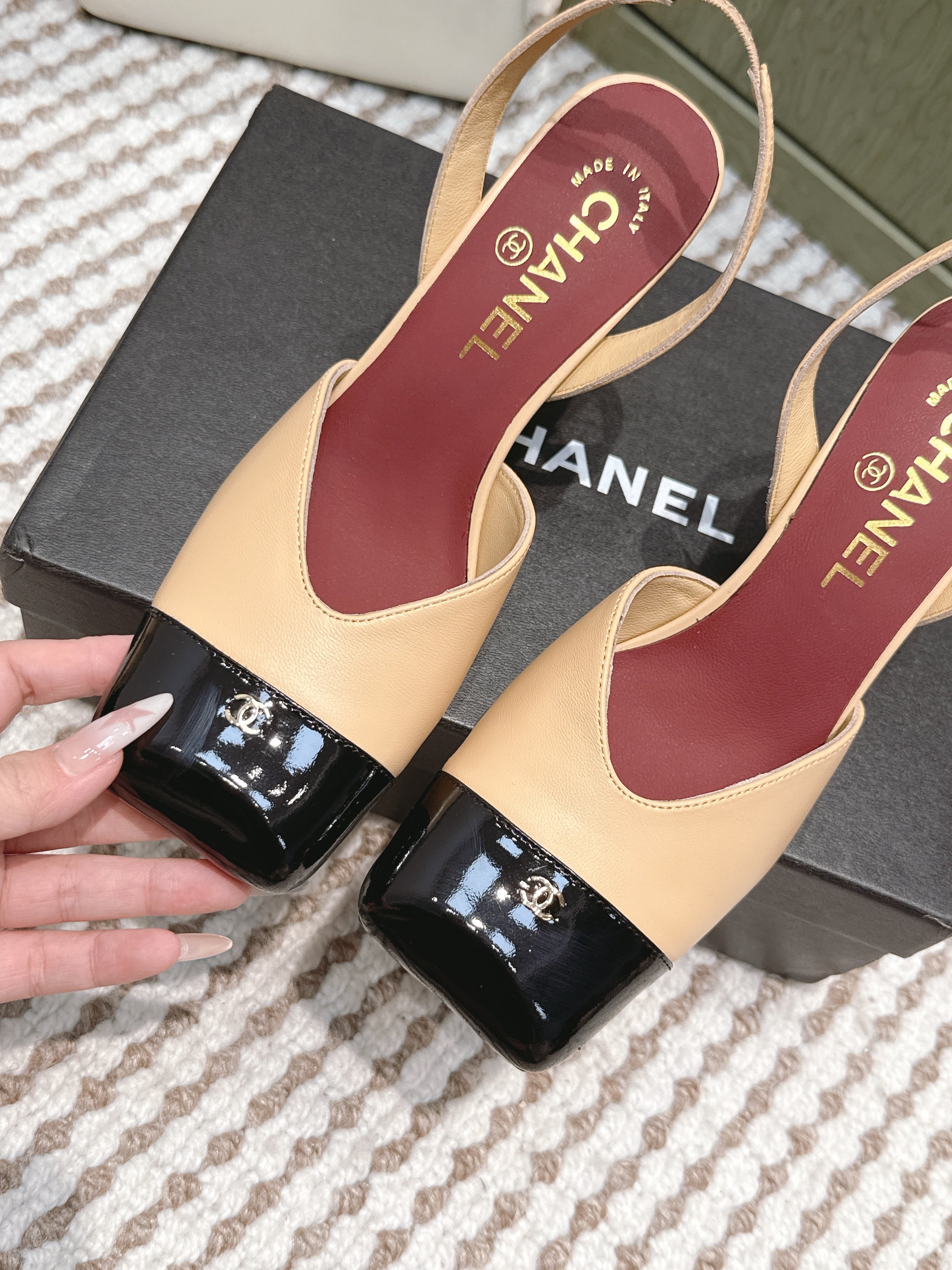 CC 26s Mary Jane Sandals 90mm Patent Leather Sheepskin