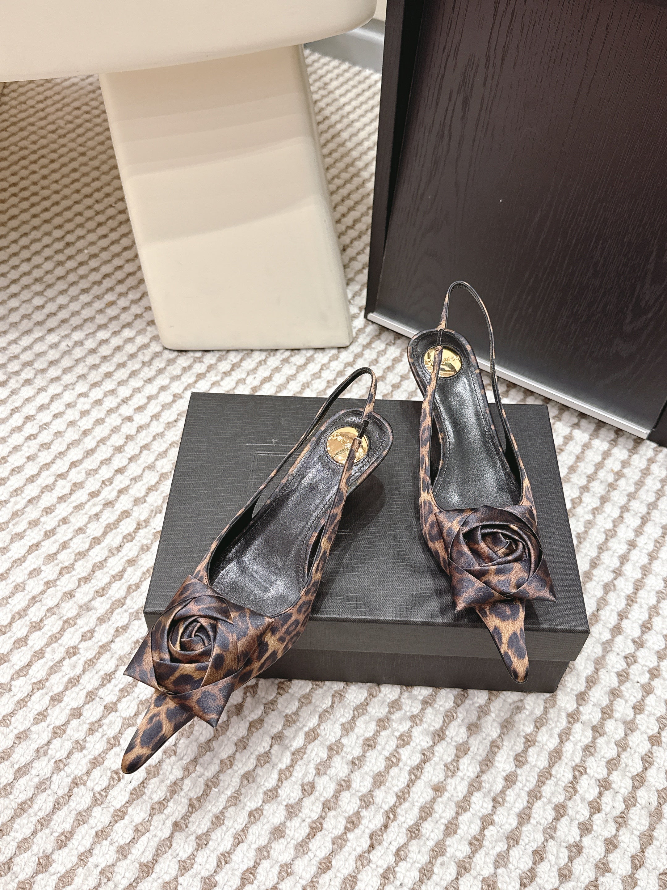 YSL 26ss Slingback 50 Leopard Print Satin Leather 654680