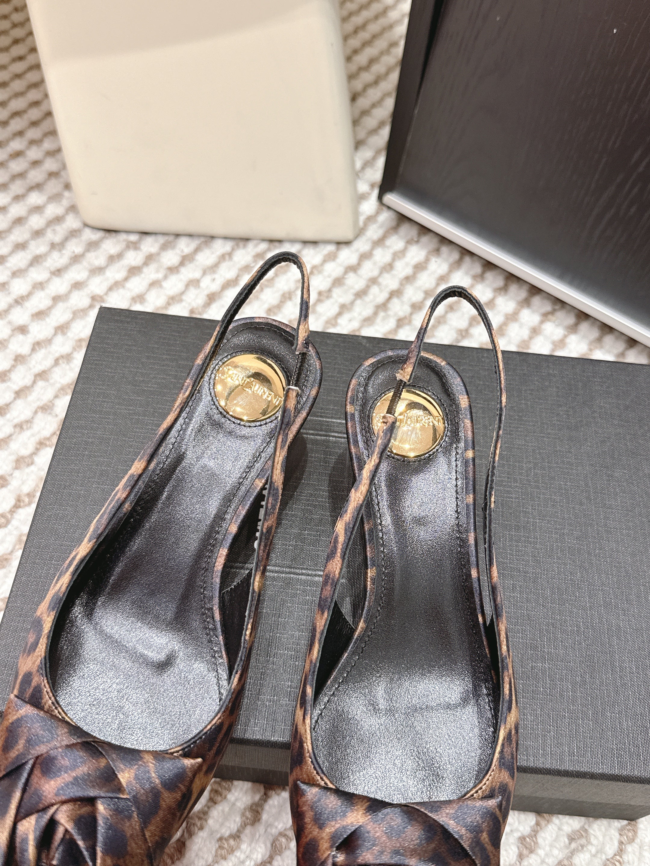 YSL 26ss Slingback 50 Leopard Print Satin Leather 654680
