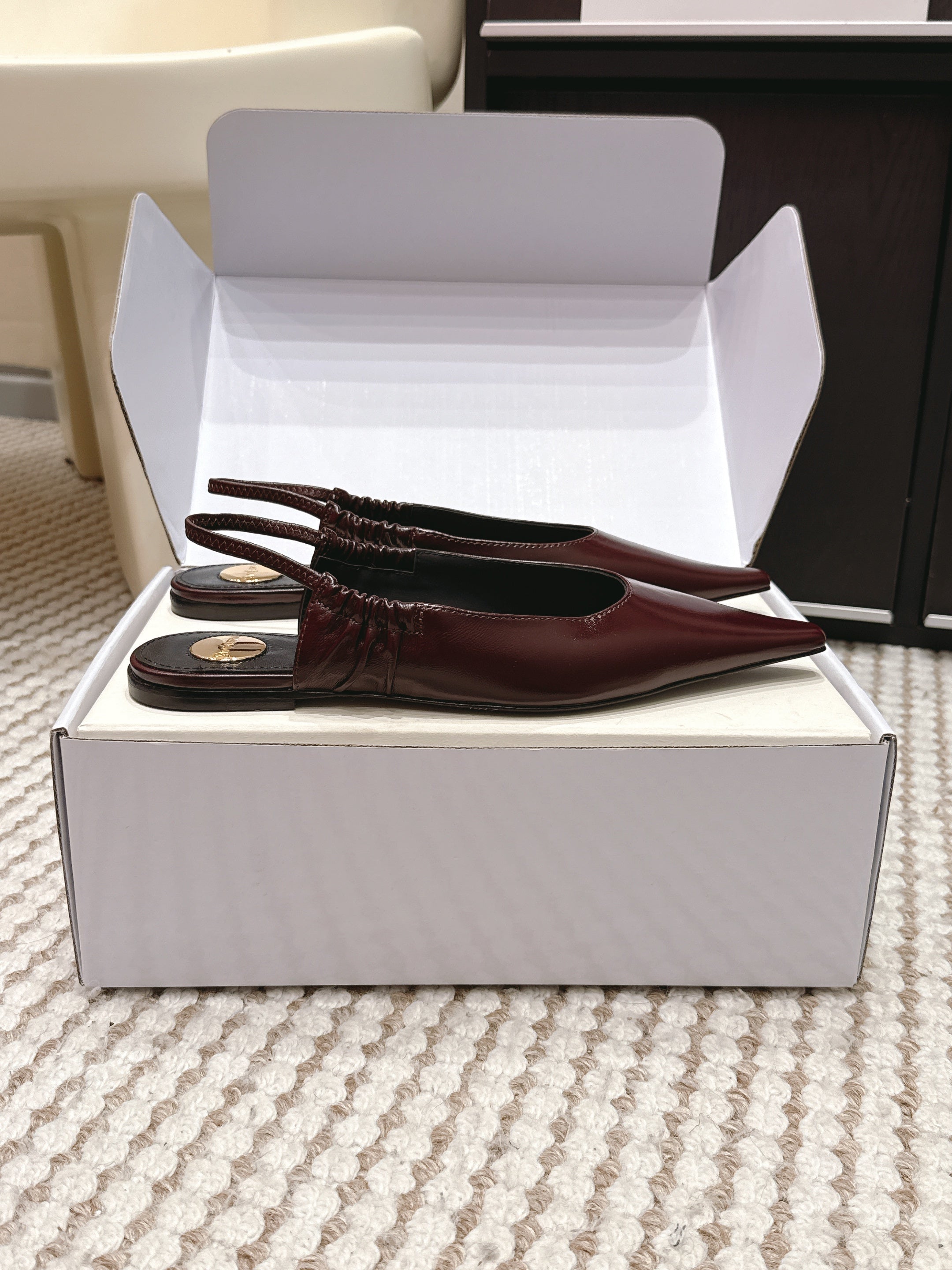 YSL 26ss Flat Slingback Burgundy Glossy Leather 654710