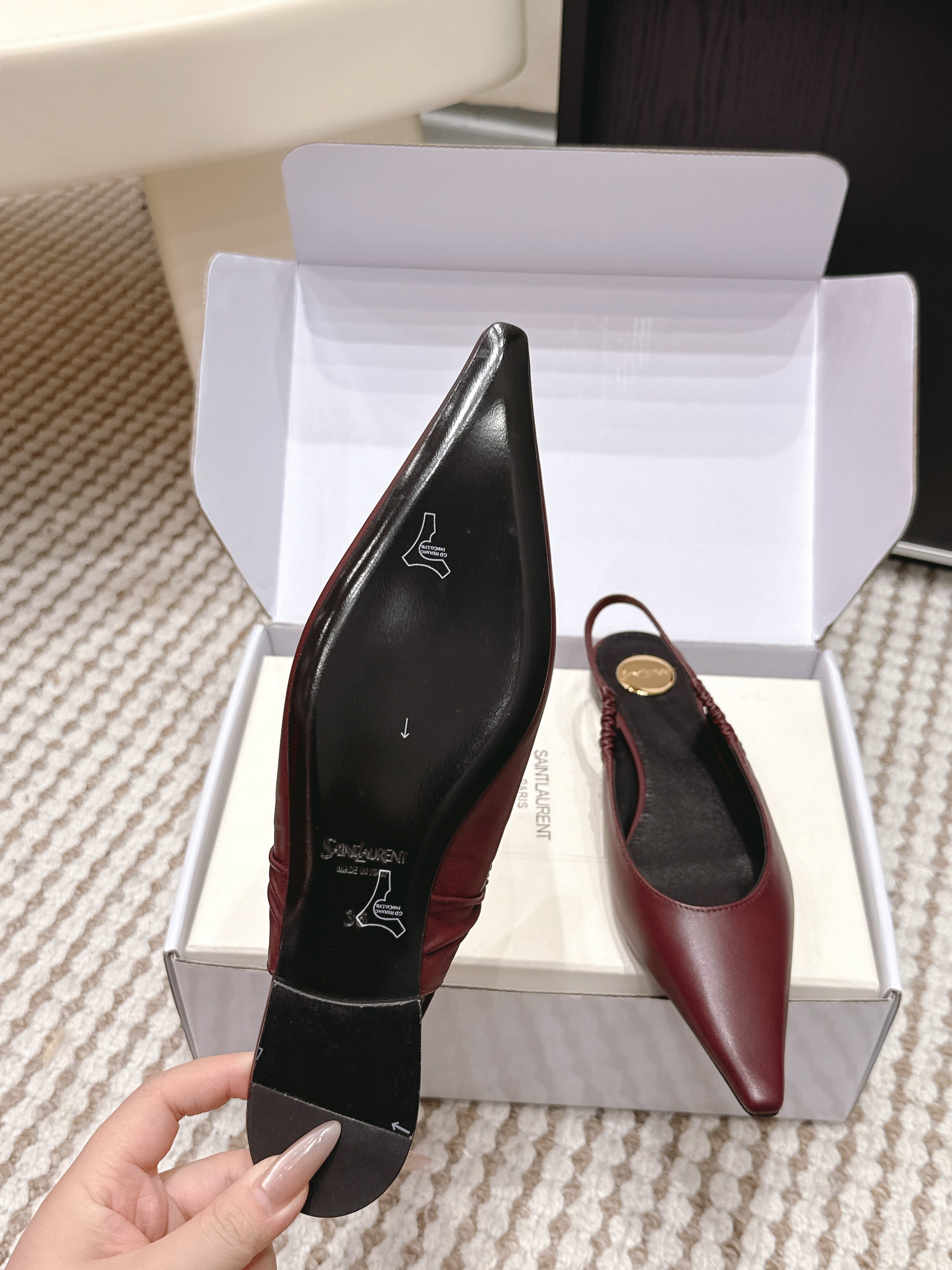 YSL 26ss Flat Slingback Burgundy Sheepskin 654714