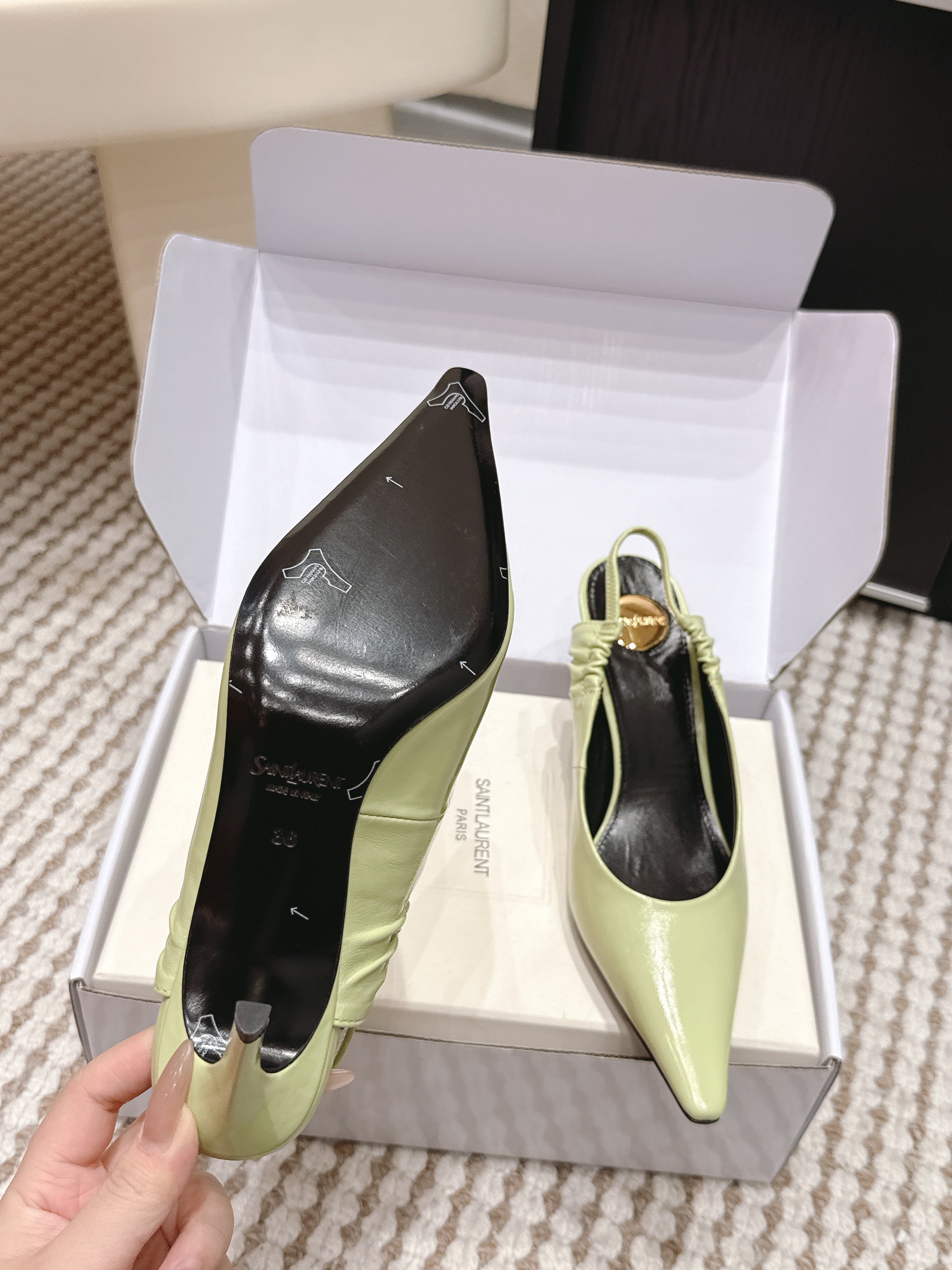 YSL 26ss Slingback 75 Light Green Glossy Leather 654716