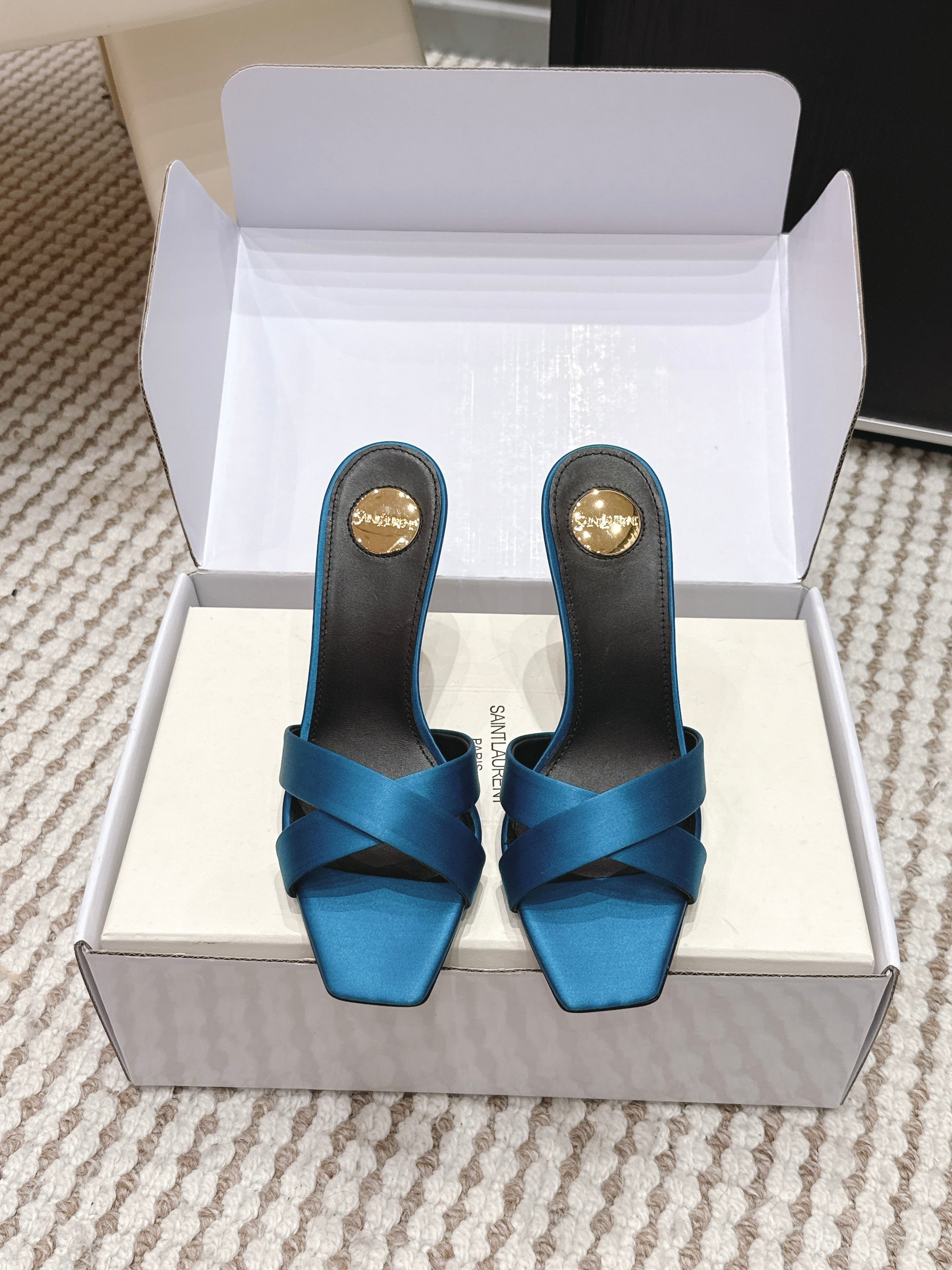 YSL 26ss High-Heeled Mules 85 Blue Black Satin Leather 660670