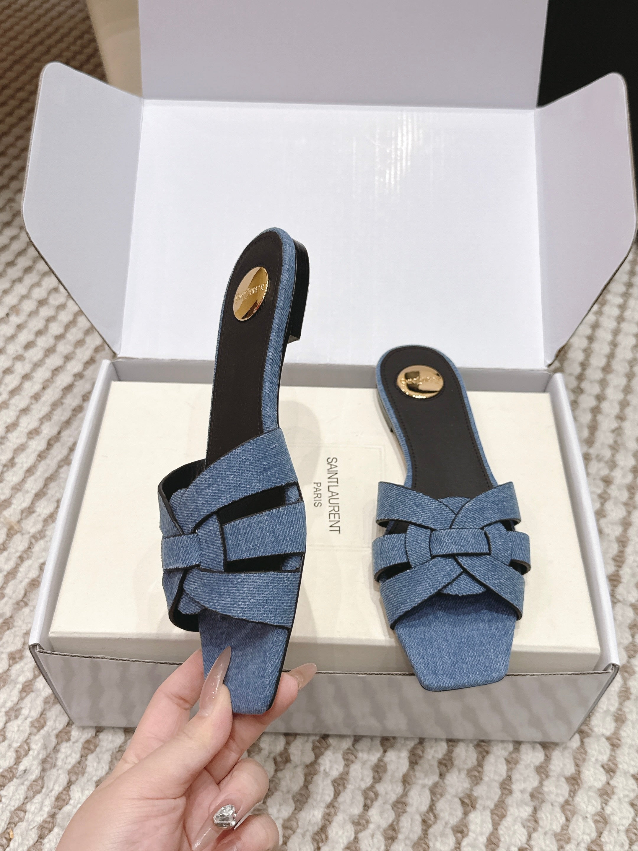 YSL 26ss  Flat Slippers Blue Denim Leather 654727