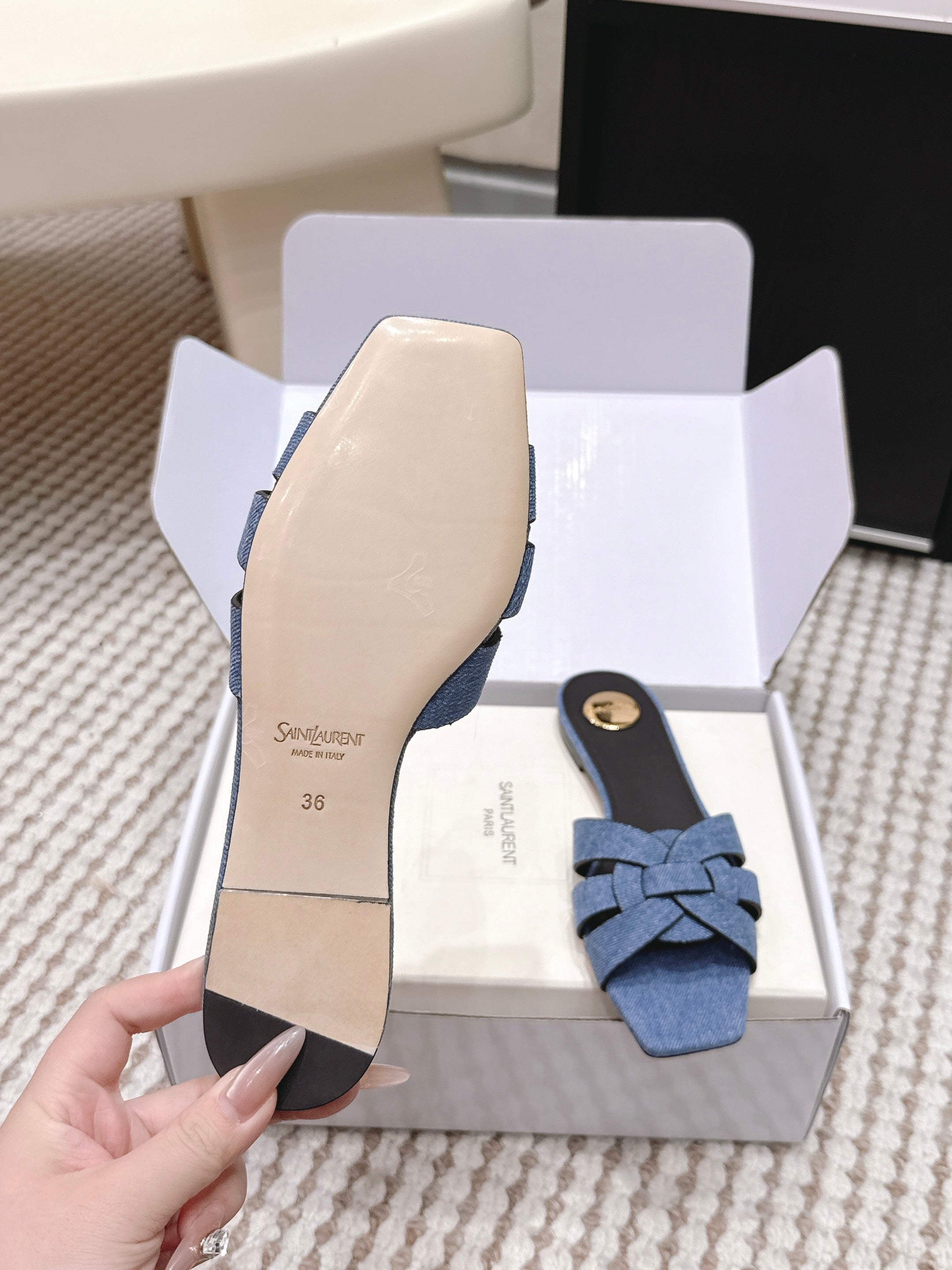 YSL 26ss  Flat Slippers Blue Denim Leather 654727