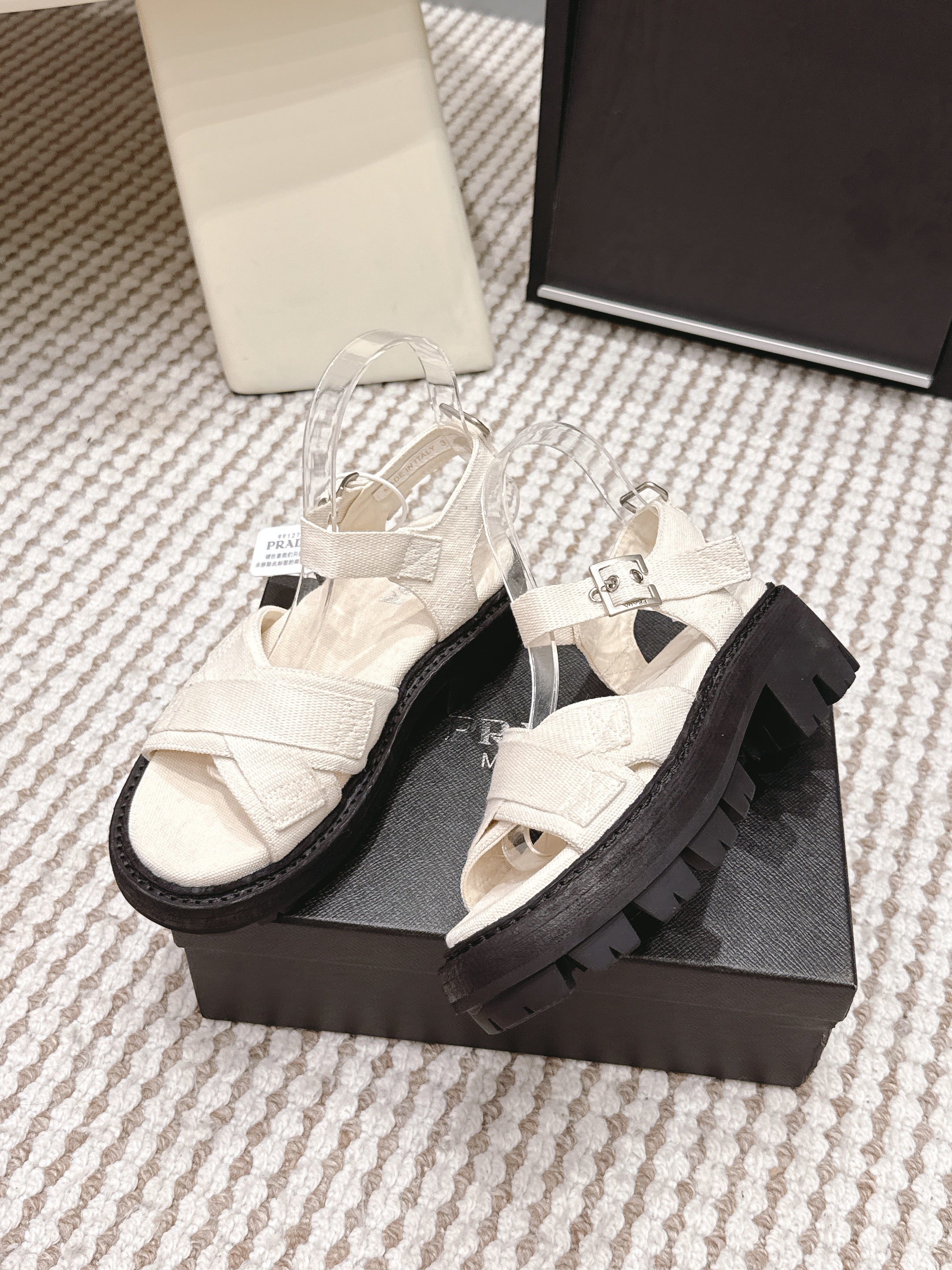 PRA 2026S Platform Sandals White Black Canvas 657527