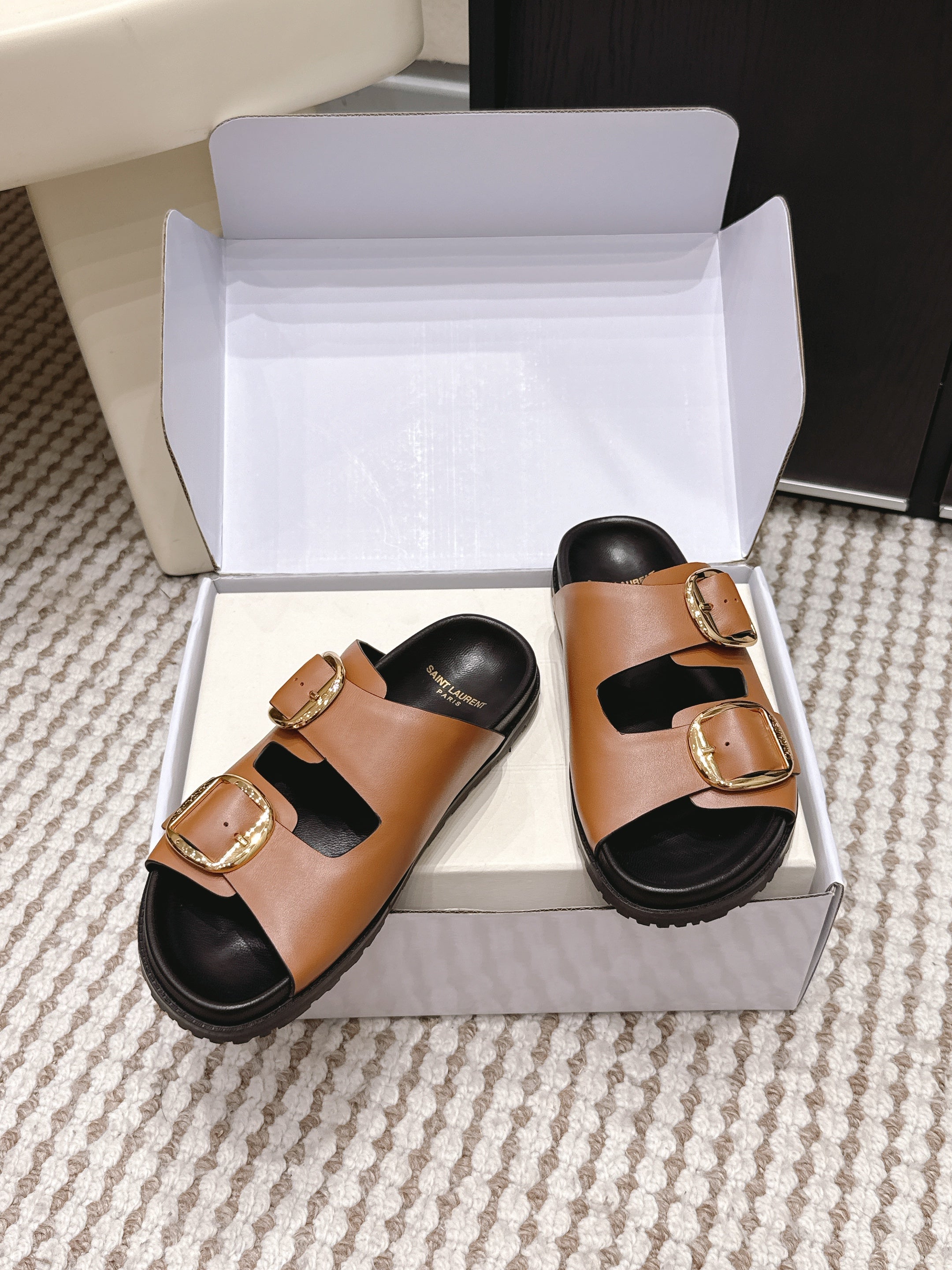 YSL 26ss Platform Slippers Camel Brown Black Sheepskin Gold Buckle 663206