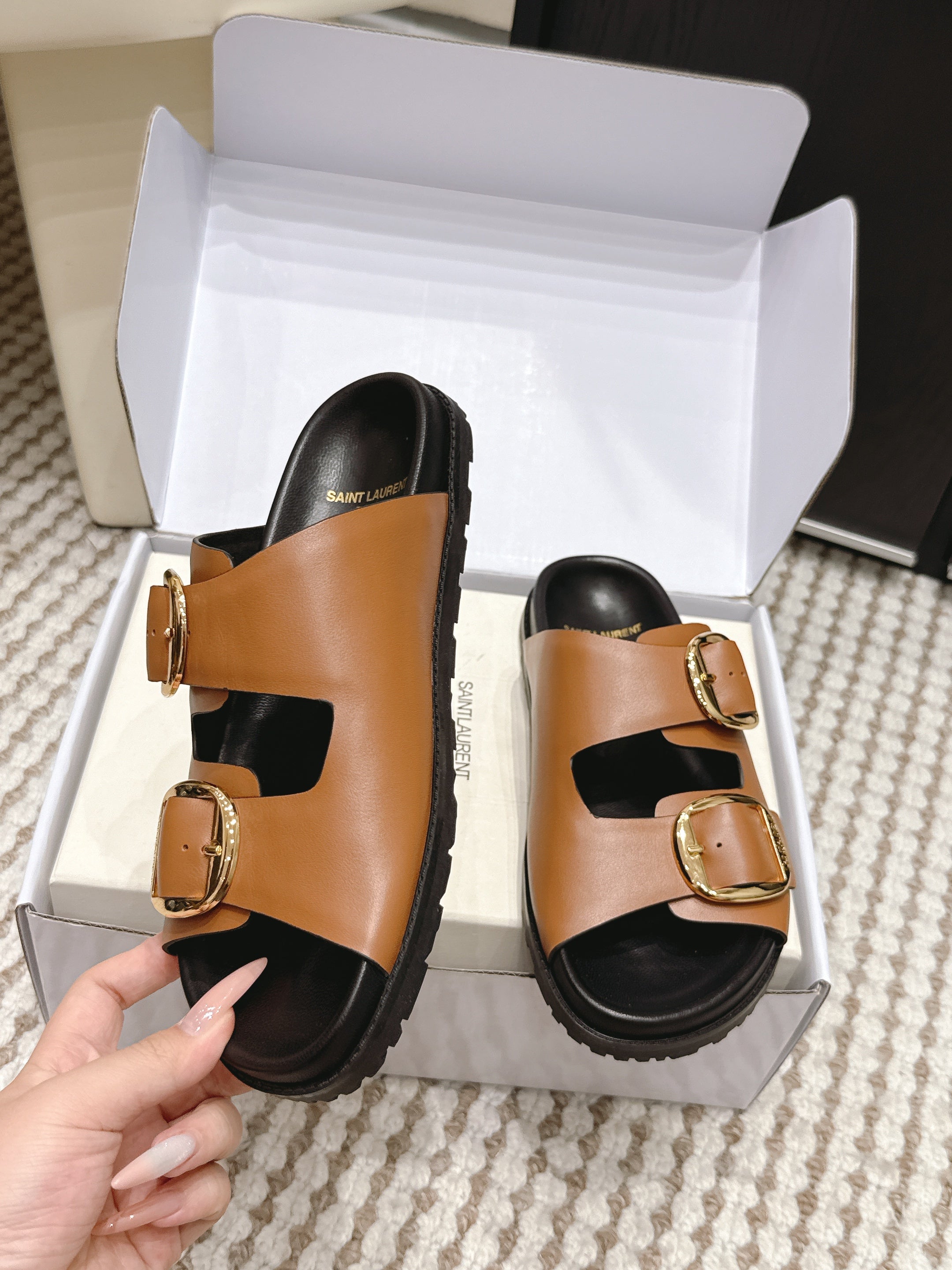 YSL 26ss Platform Slippers Camel Brown Black Sheepskin Gold Buckle 663206