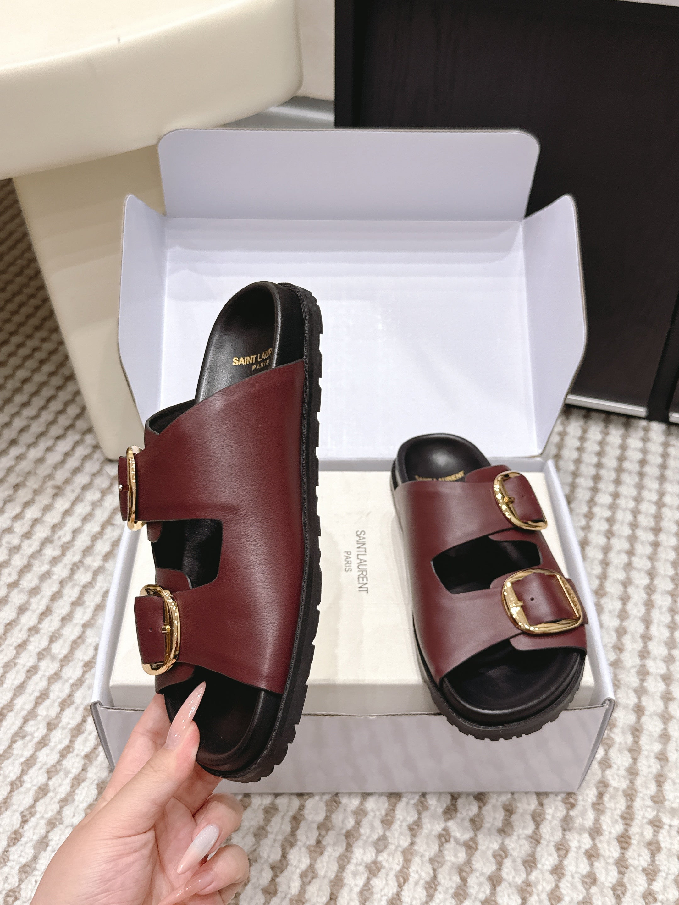 YSL 26ss Platform Slippers Black Burgundy Sheepskin Gold Buckle 663207