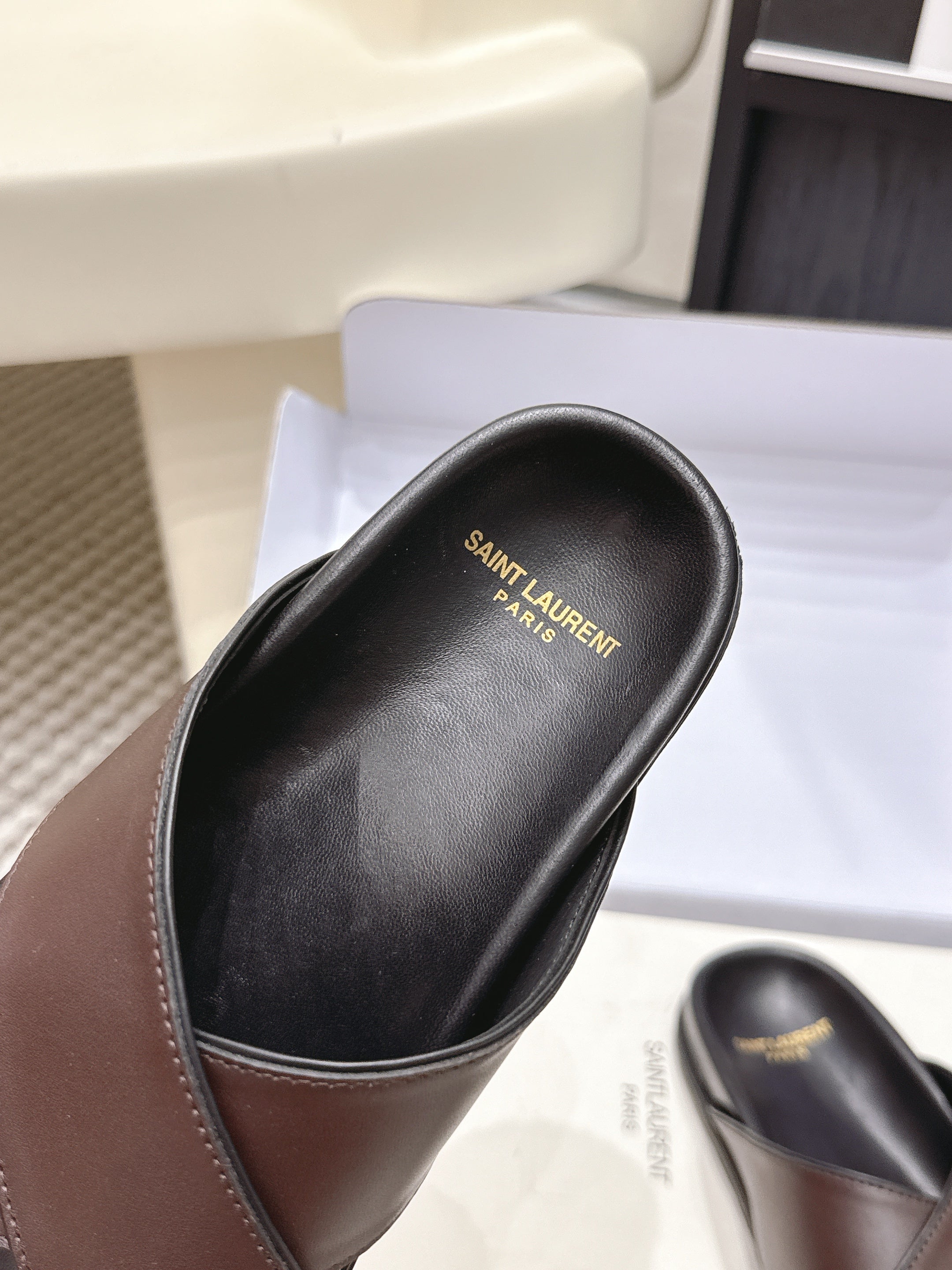 YSL 26ss Platform Slippers Dark Brown Sheepskin 663214