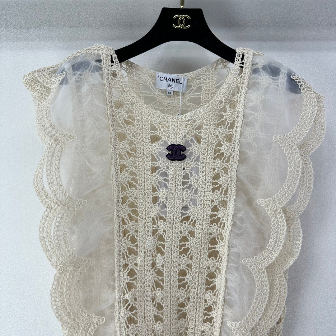 Chanel 2026 Crocheted Lace Vest Cream Tencel Wool 362357